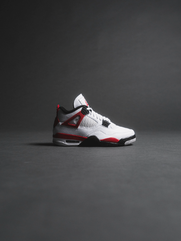 AIR JORDAN 4 RETRO [RED CEMENT]