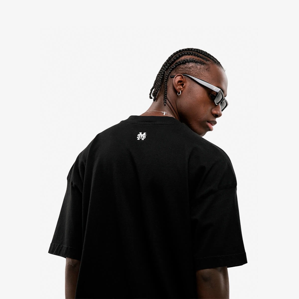 Monoic Camiseta Boxy Fit Básica V2 - Negro Oscuro