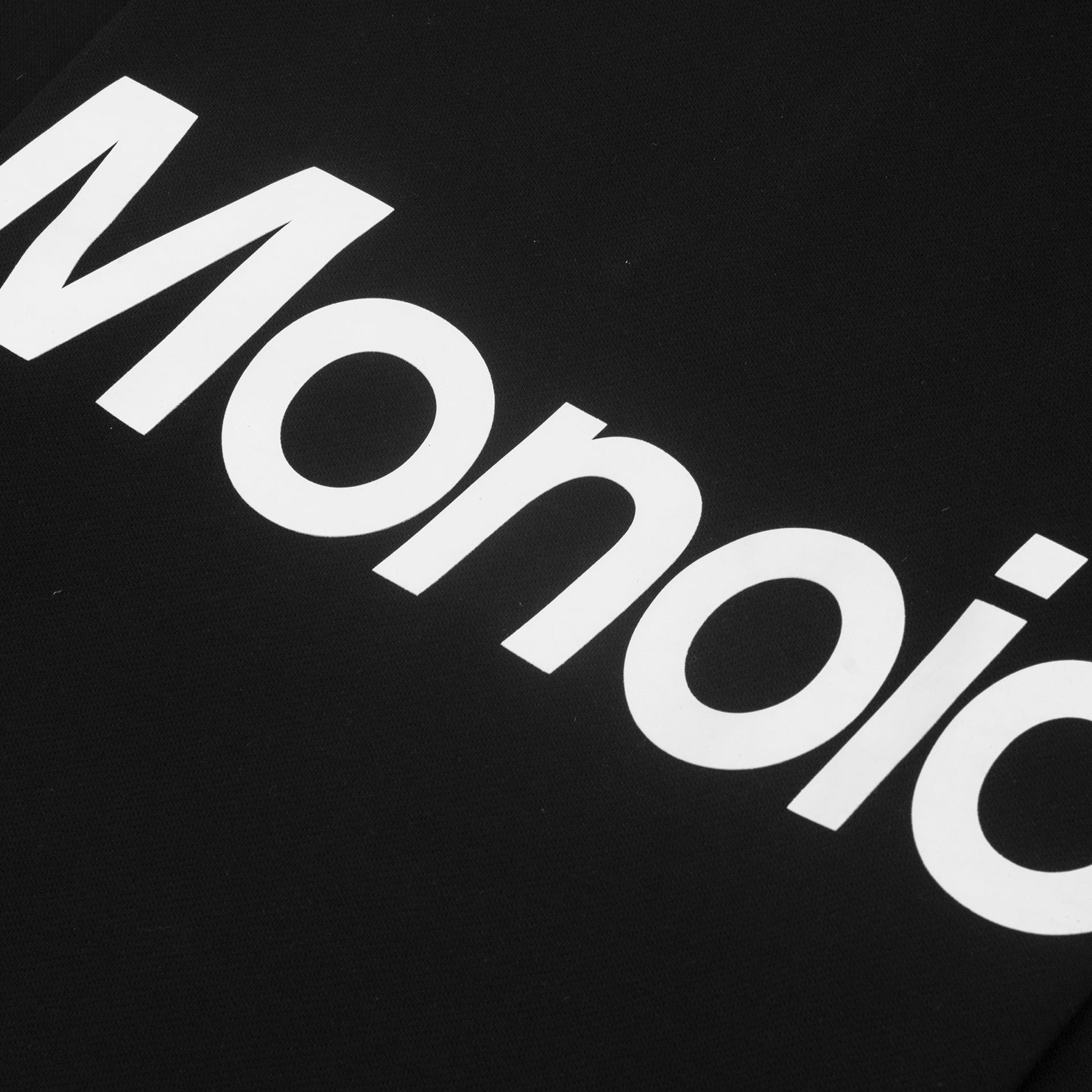 Monoic Quarter Zip V2 - Negro Oscuro