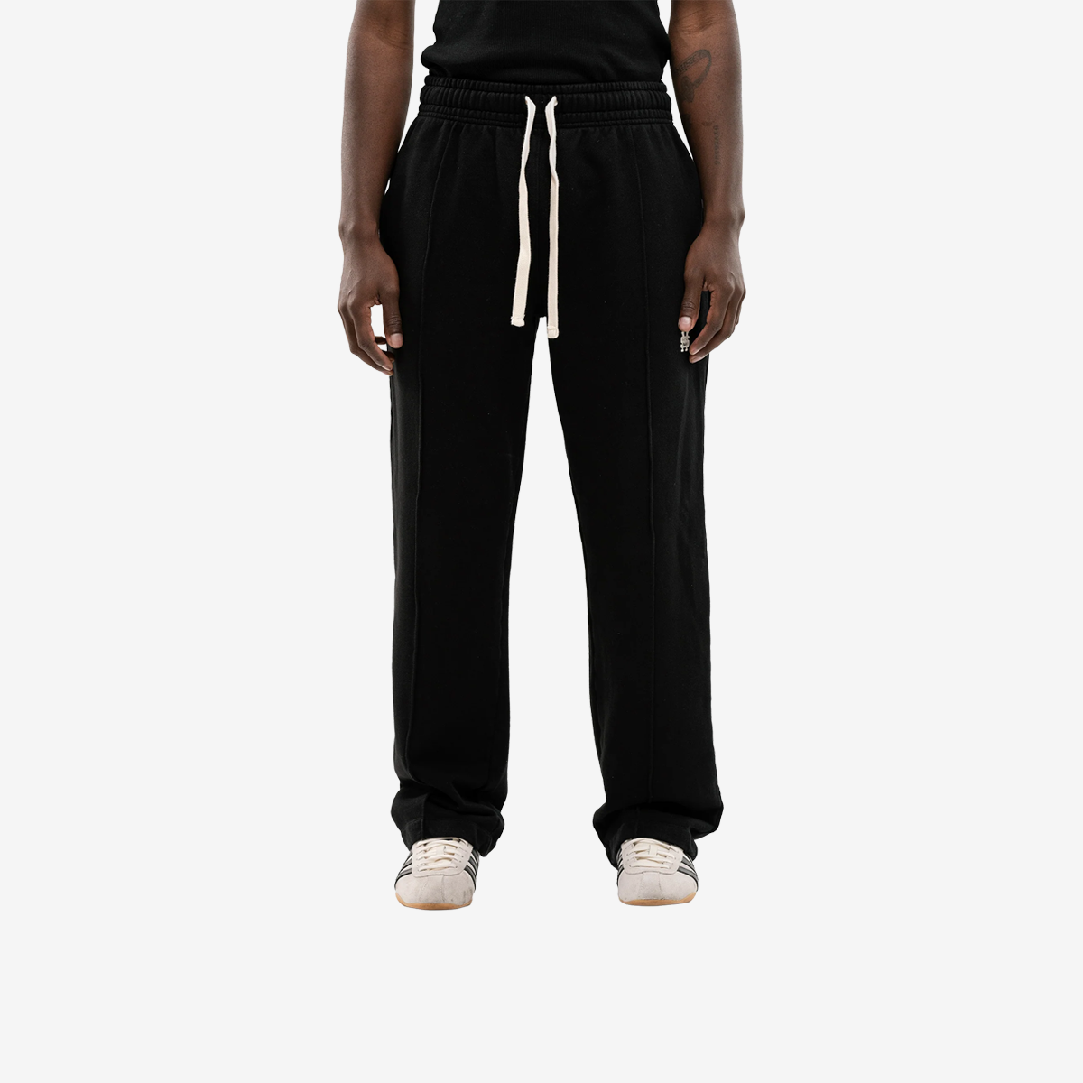 Monoic Jogger Básico V2 - Negro Oscuro