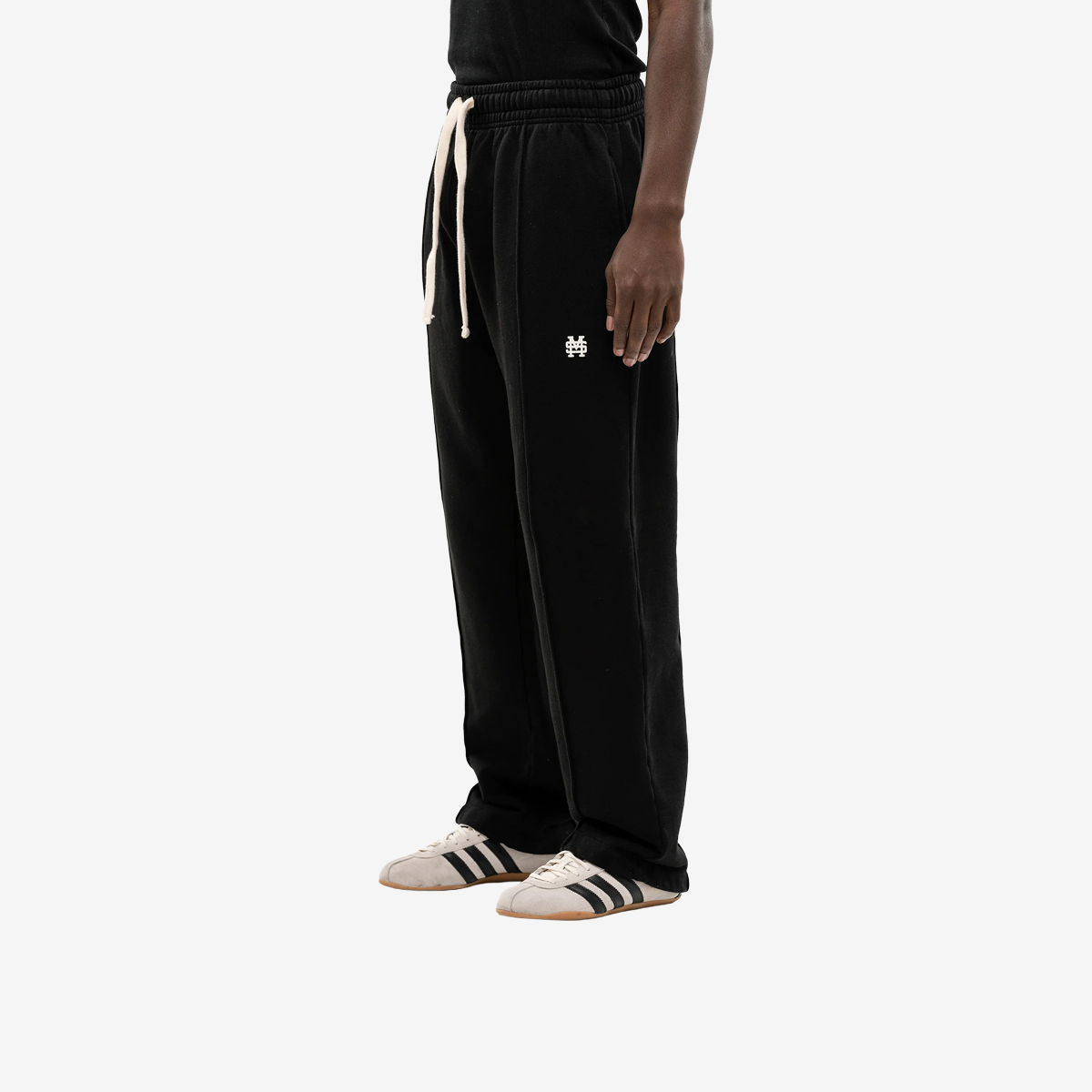 Monoic Jogger Básico V2 - Negro Oscuro
