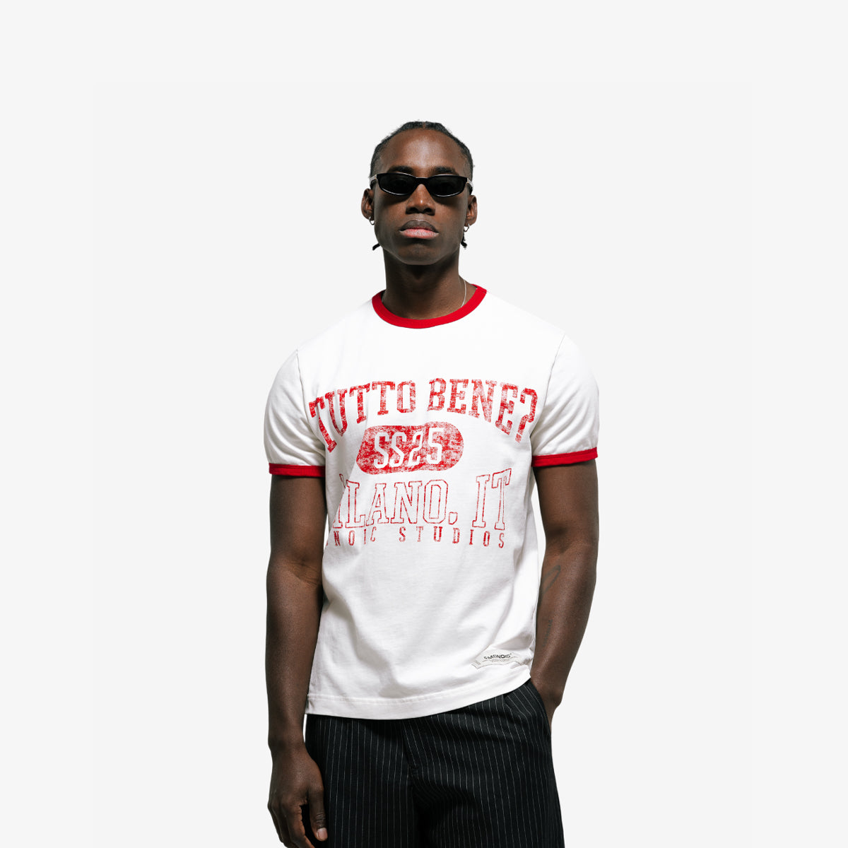 Monoic Camiseta Tutto Benne Ringer Fit 'Blanco Hueso'