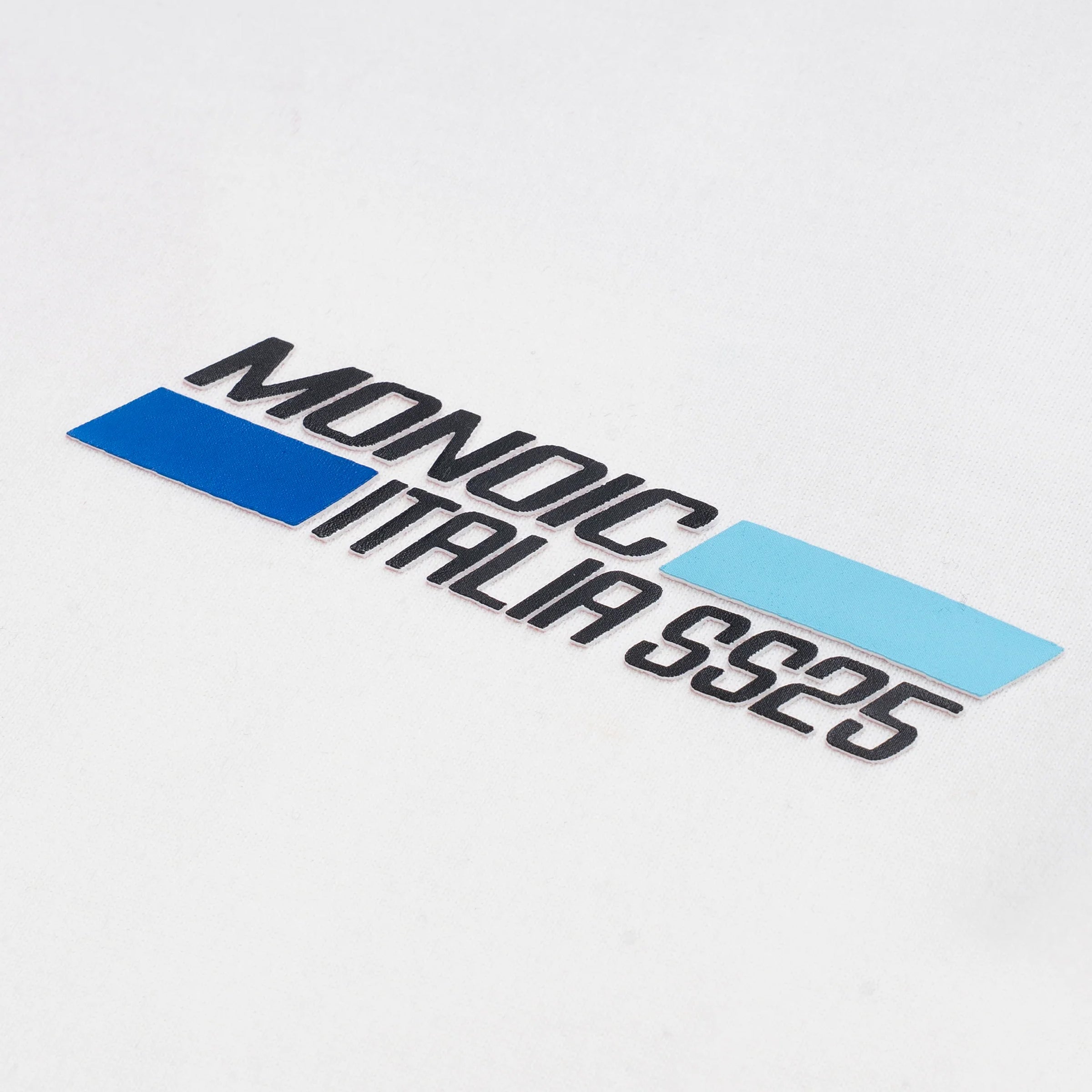 Monoic Camiseta Oversized Vespa 'Blanco Hueso'