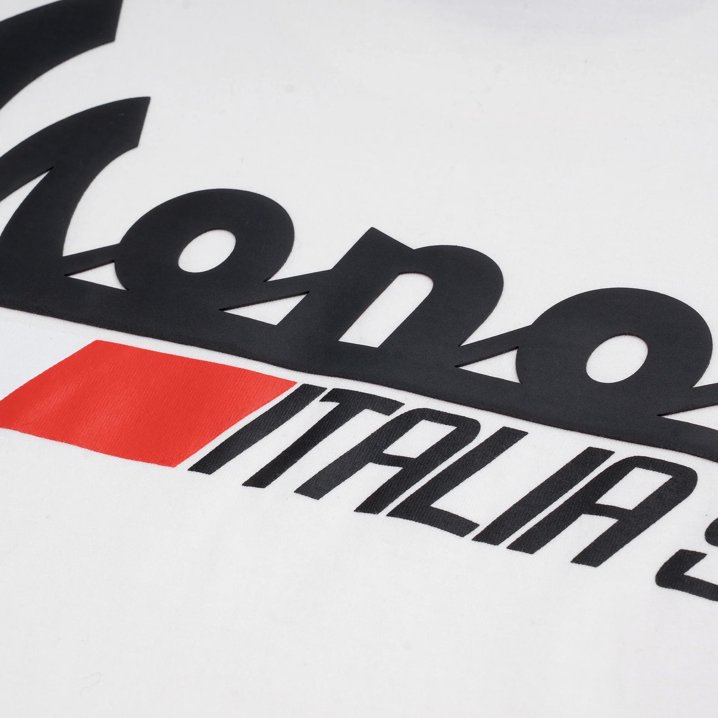 Monoic Camiseta Oversized Vespa 'Blanco Hueso'