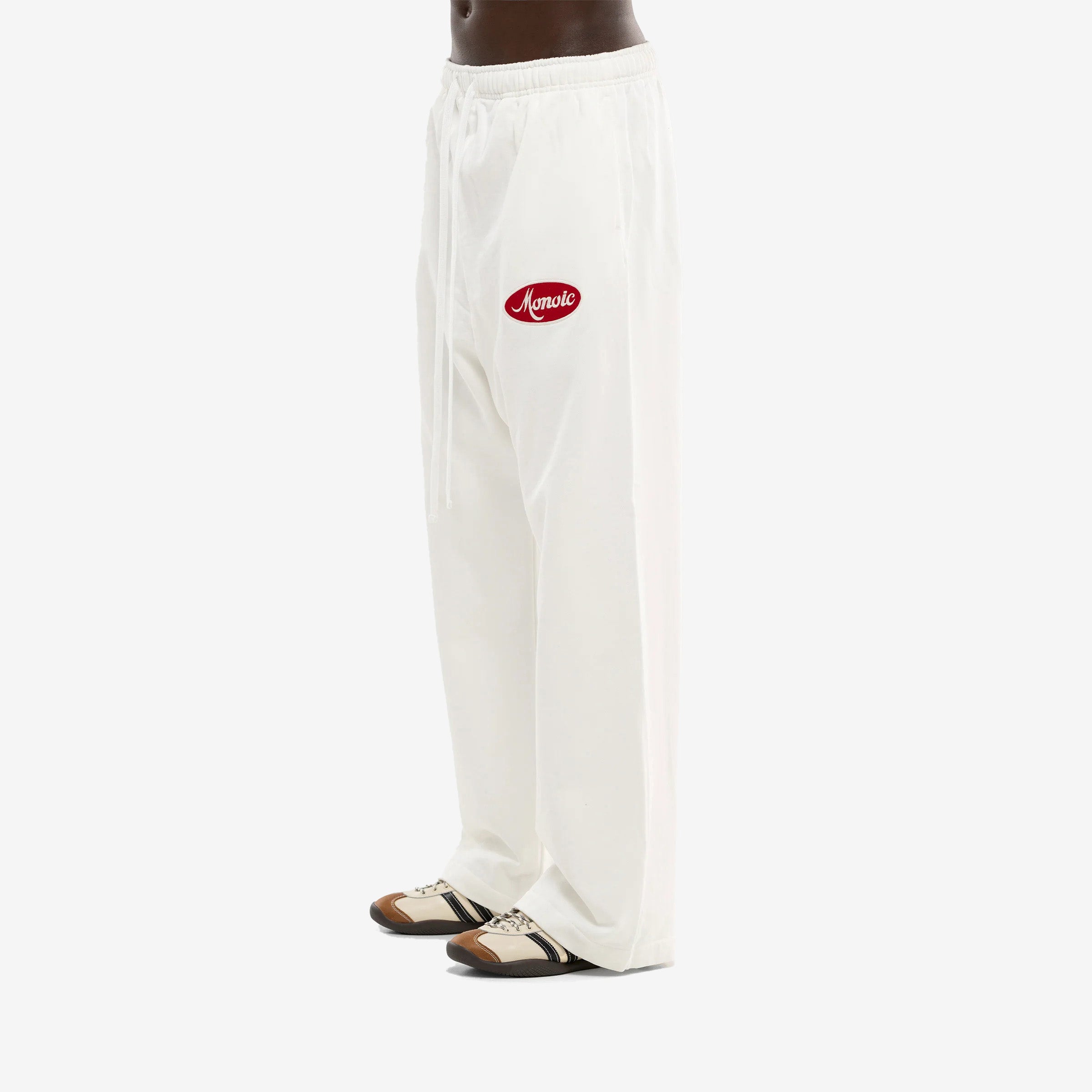 Monoic Wide Fit Jogger Team 'Off White'