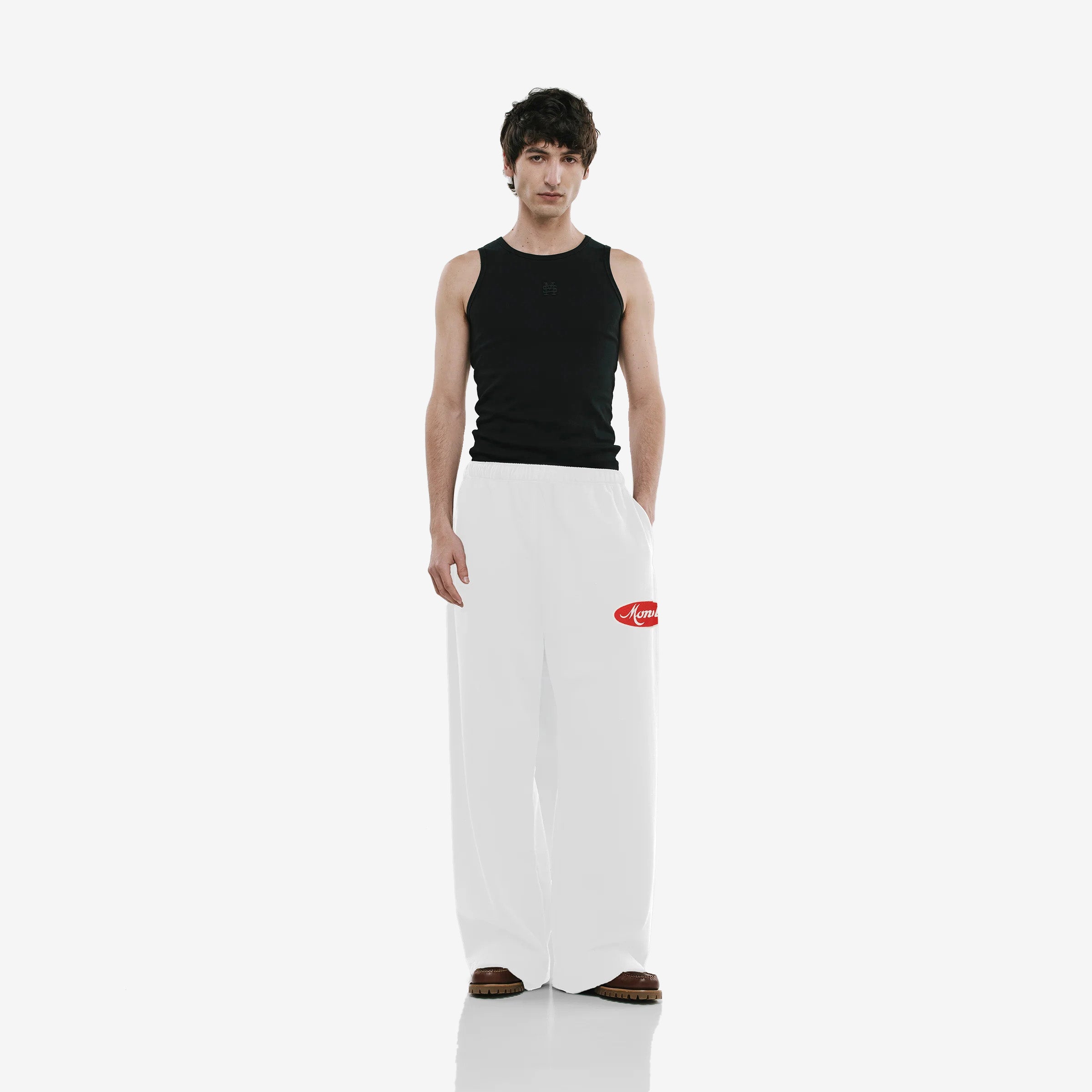 Monoic Wide Fit Jogger Team 'Off White'