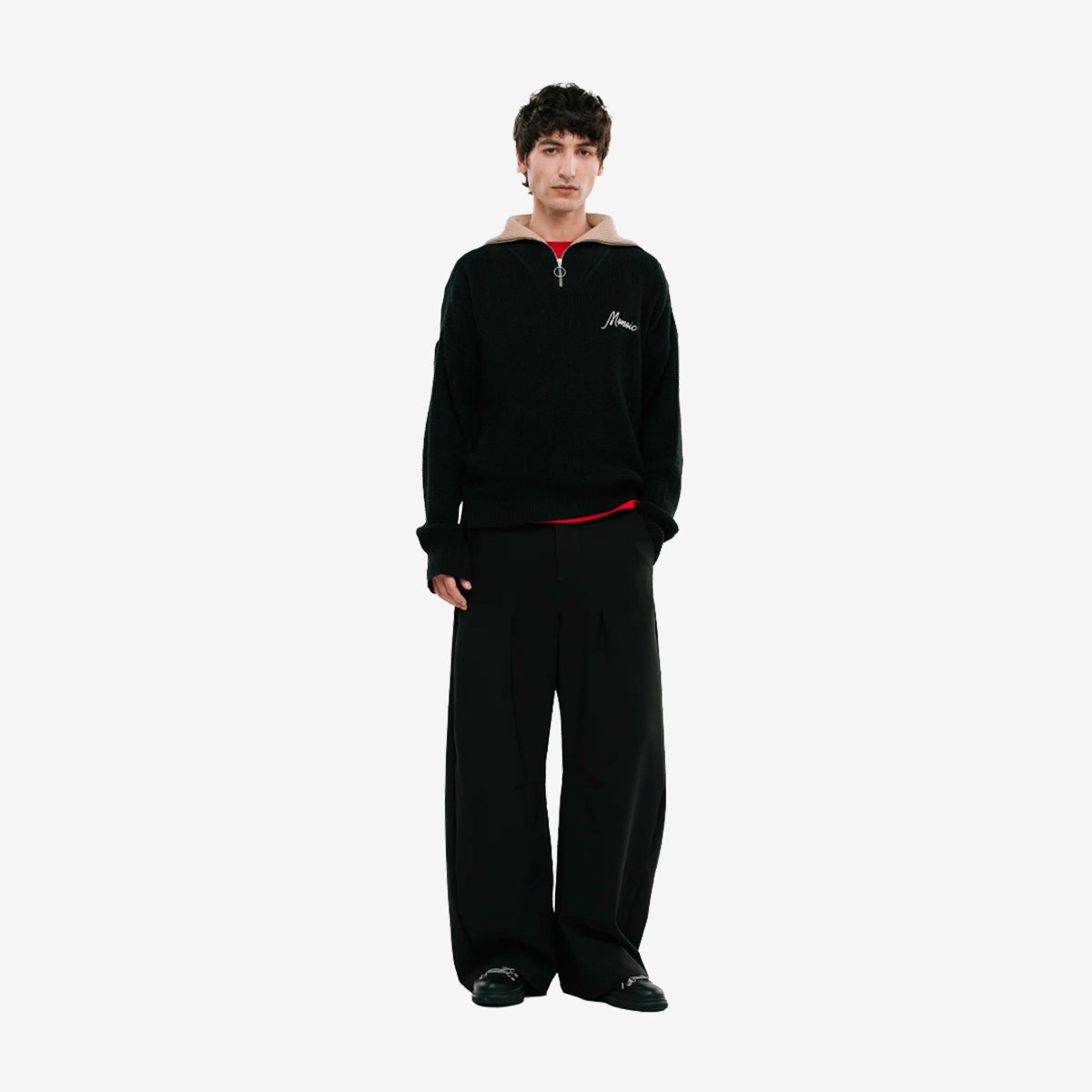 Monoic Zip Funnel Neck Knitwear 'Negro y Crema'