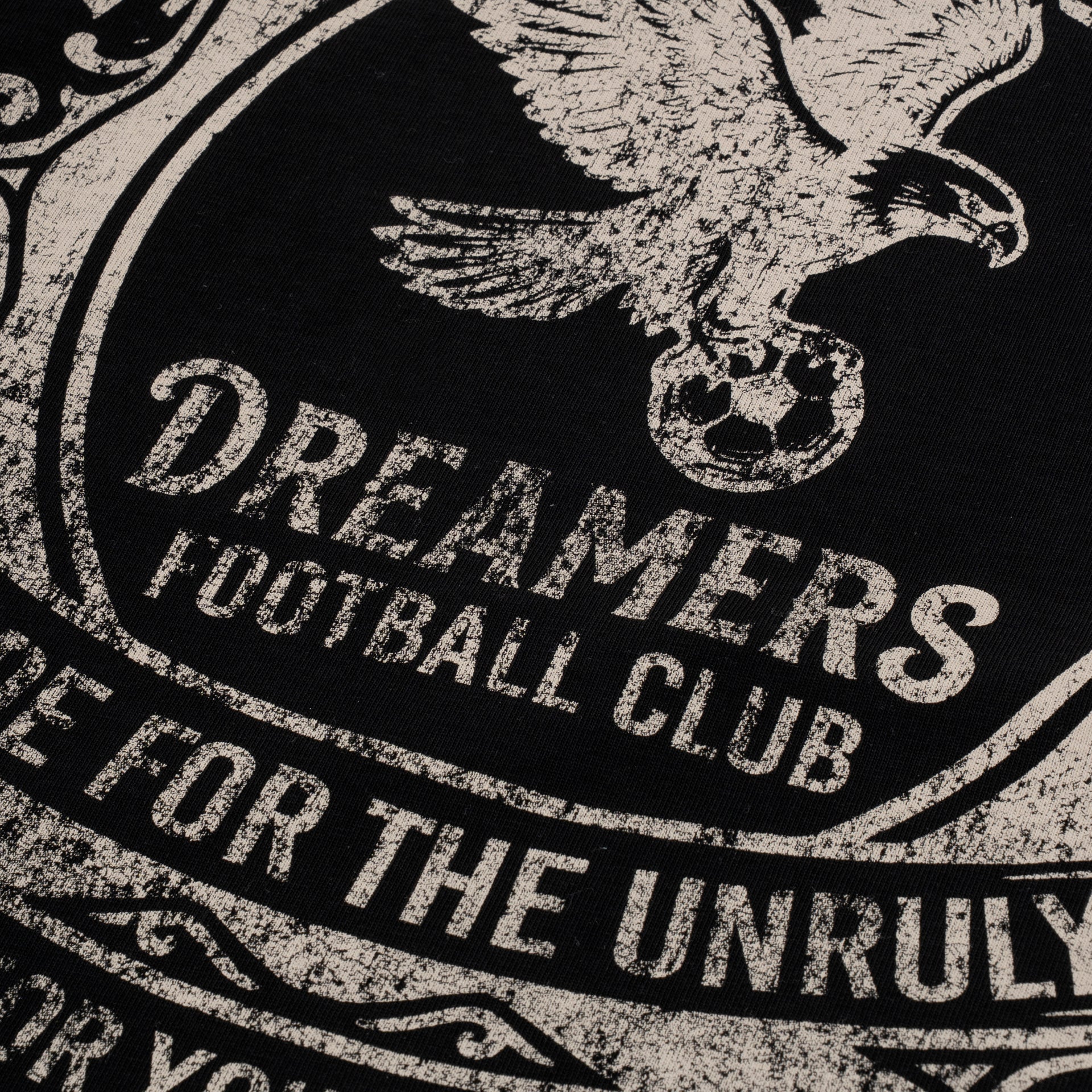 Monoic Camiseta Oversized Dreamers Club 'Negro Oscuro'