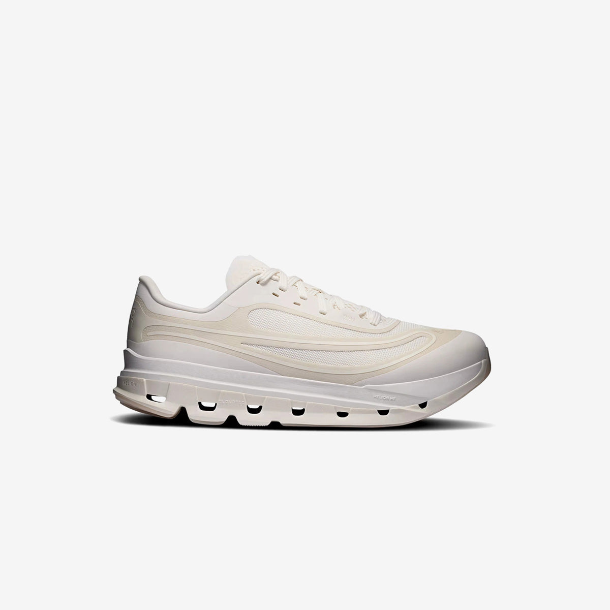 On Running Cloudflow 5 AD 'Ivory | Grain'