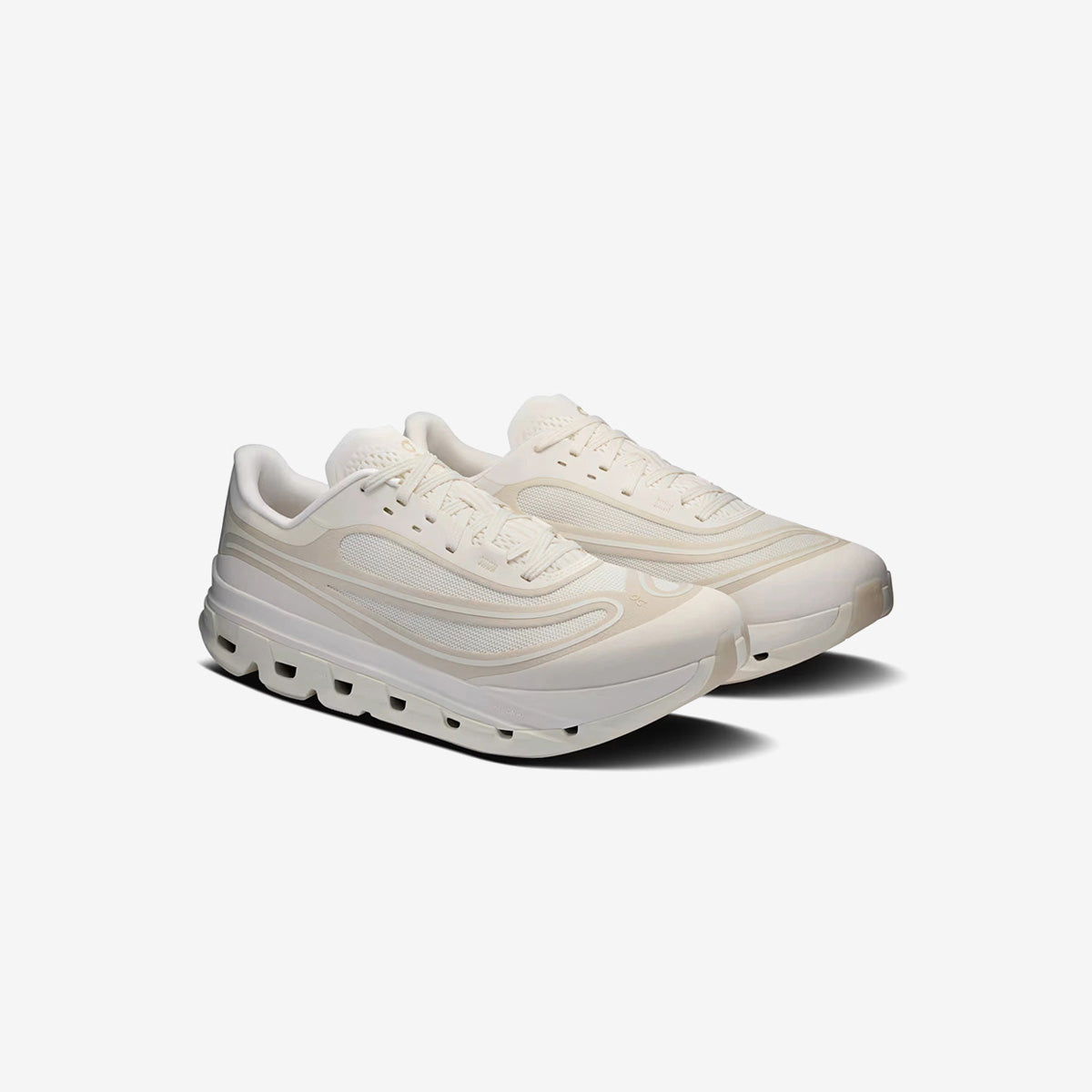 On Running Cloudflow 5 AD 'Ivory | Grain'