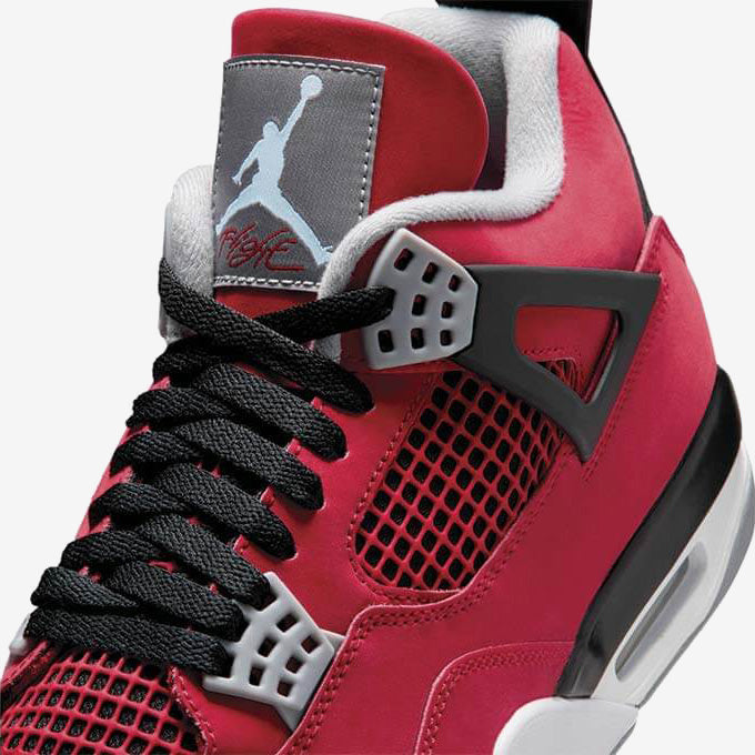 Air Jordan 4 'Toro Bravo'