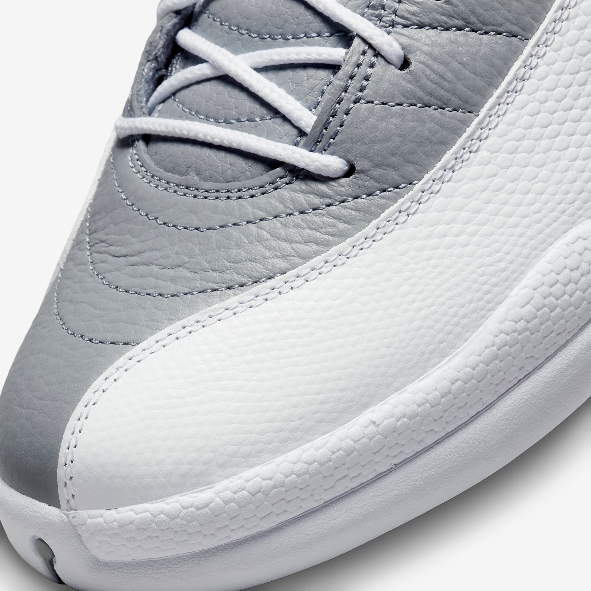 Air Jordan 12 Retro 'Stealth'