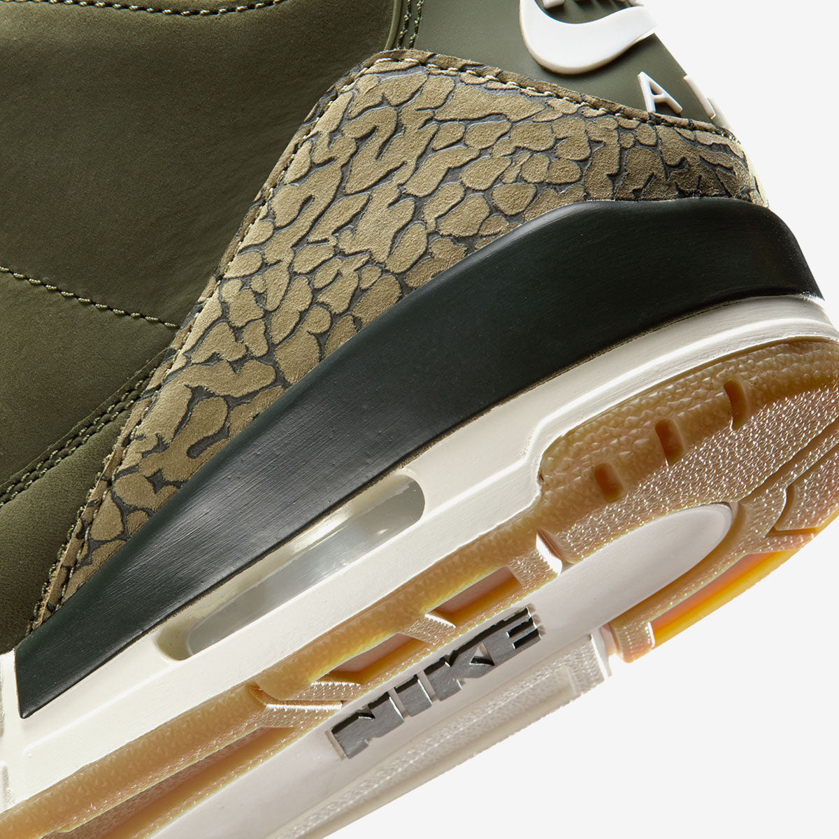 Air Jordan 3 Retro 'Medium Olive'