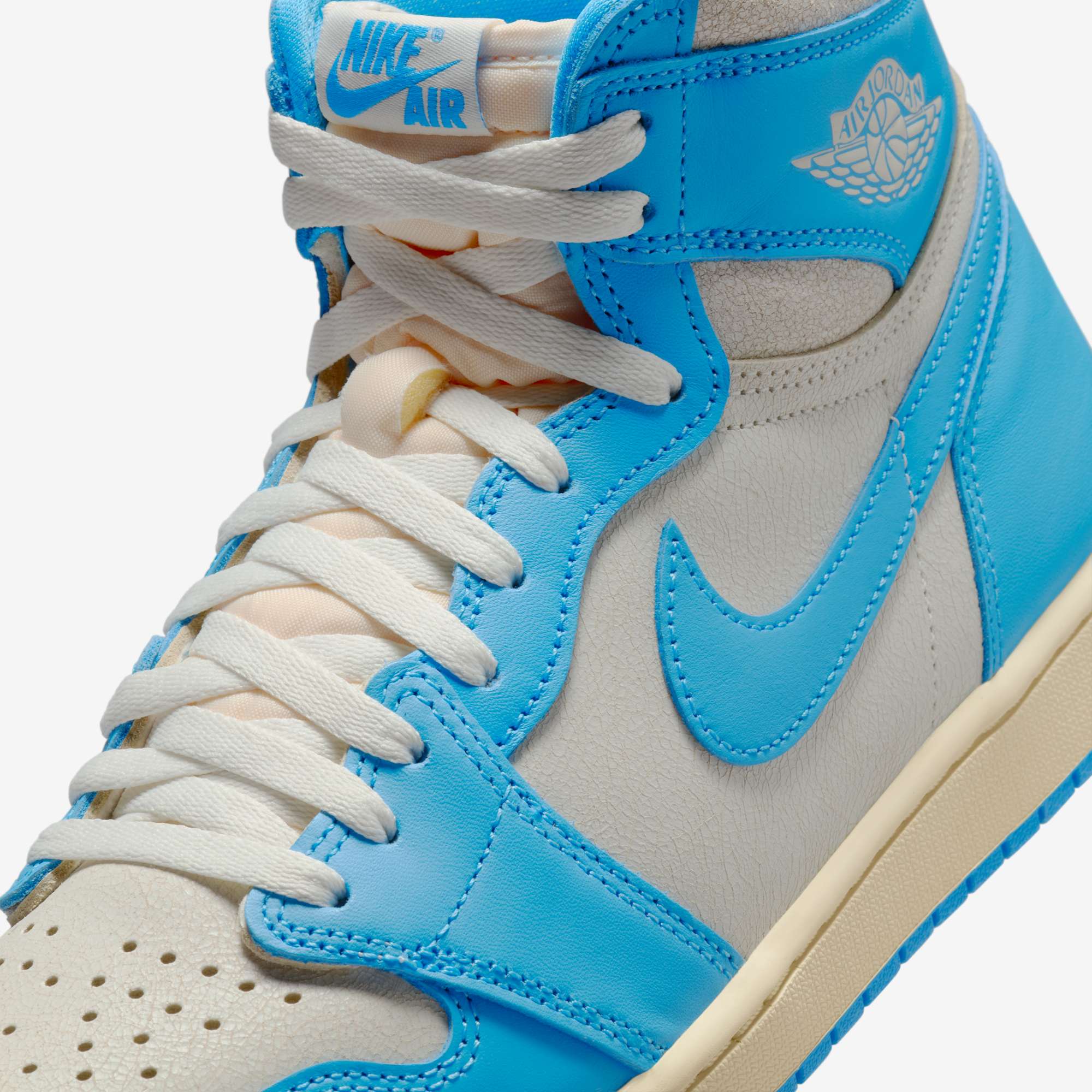 Air Jordan 1 Retro High OG UNC Reimagined 'Dark Powder Blue'