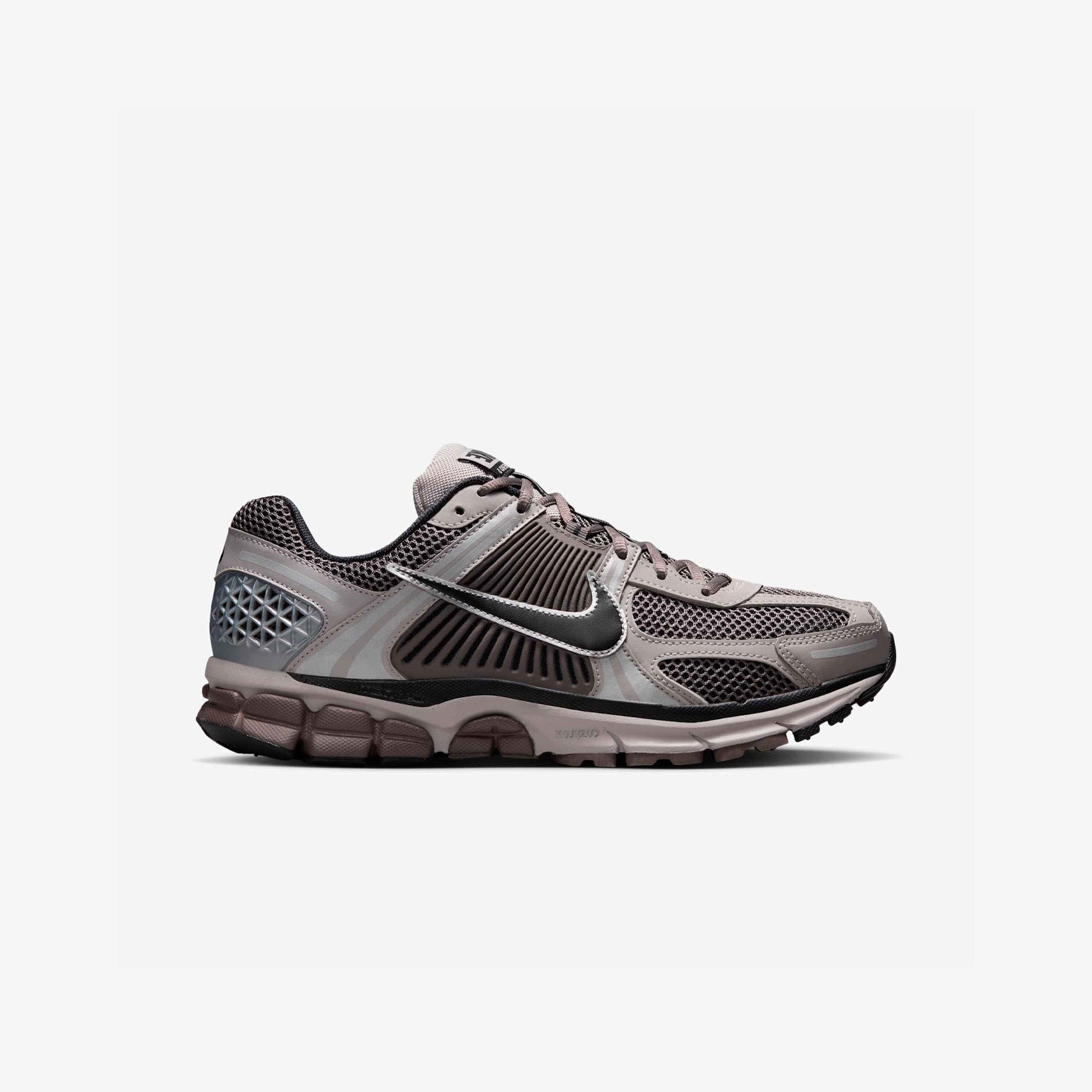 Nike Zoom Vomero 5 'College Grey'