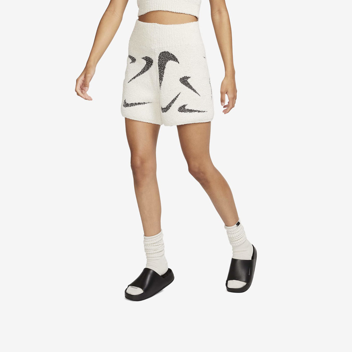 Nike Sportswear Phoenix Cozy Bouclé Shorts para mujer Broken Chains