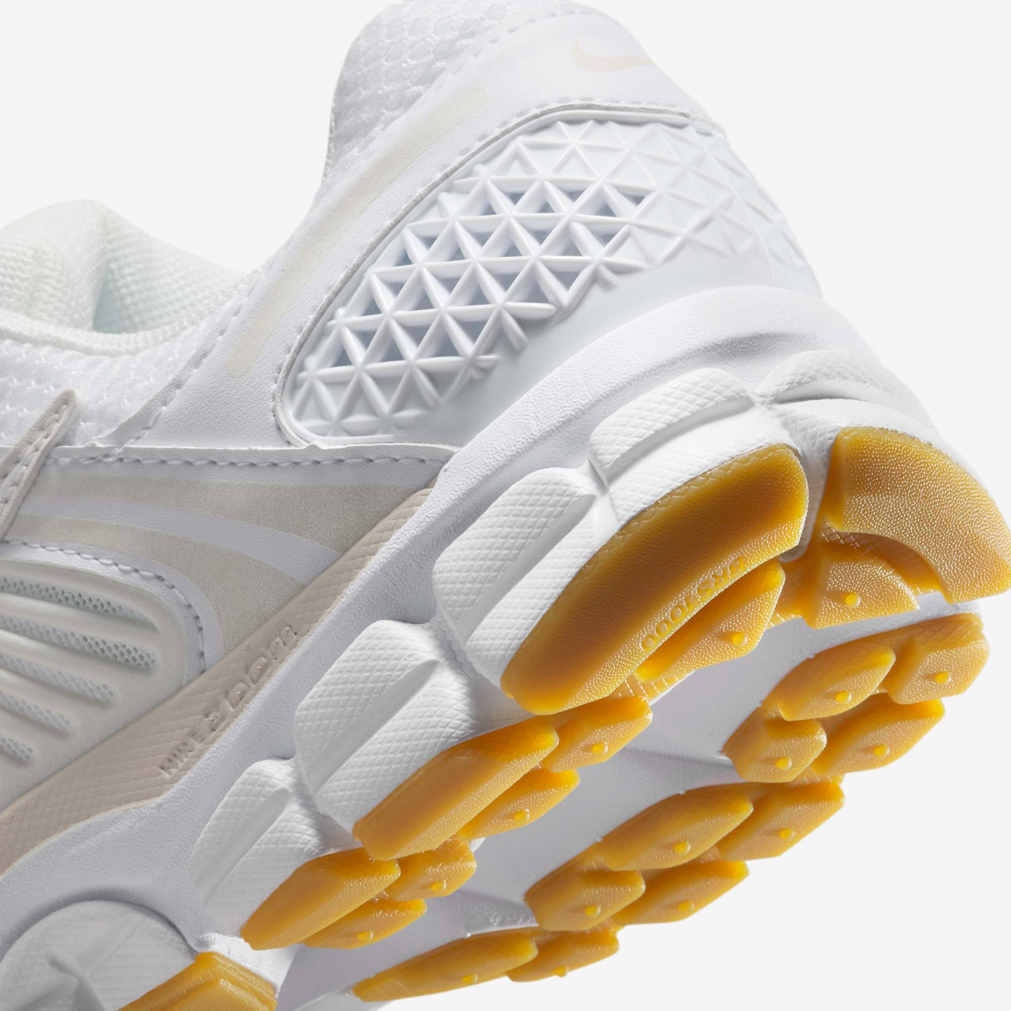 Women's Nike Zoom Vomero 5 'Phantom Summit'