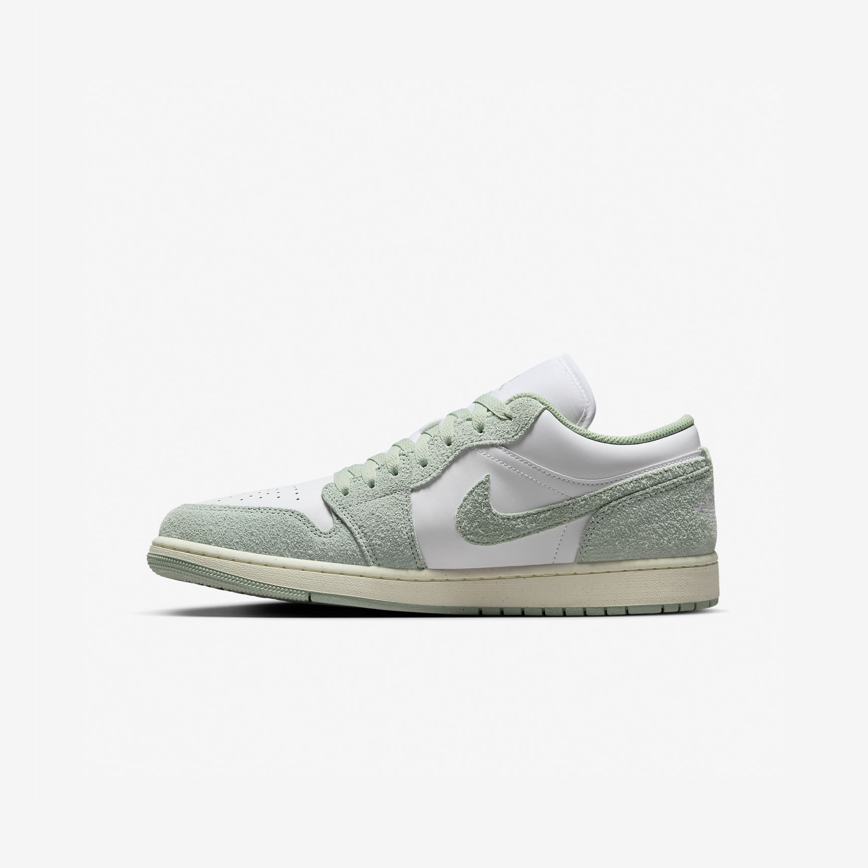 Air Jordan 1 Low SE 'Light Green'