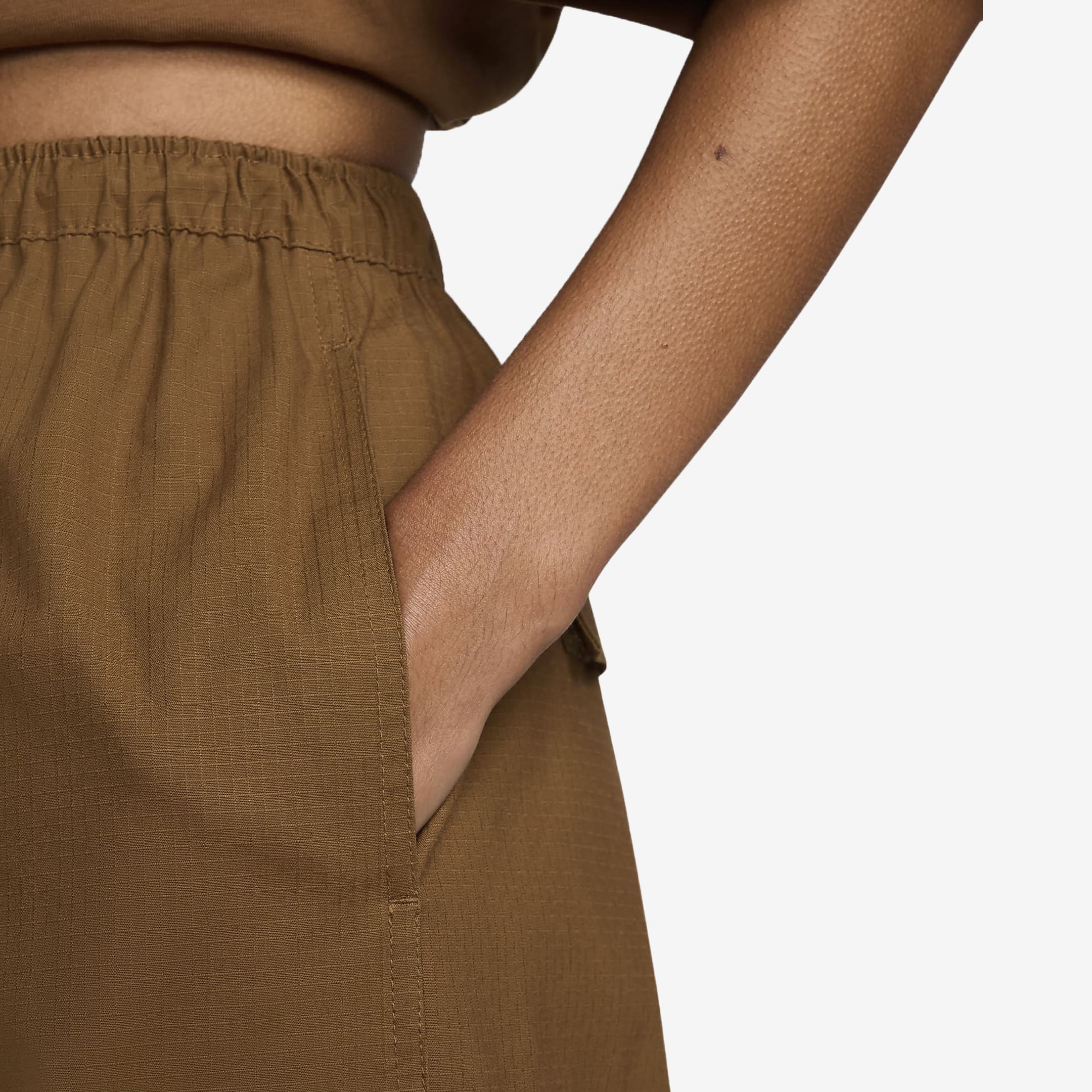 Women's Nike Mid-Rise Oversized Cargo Trousers