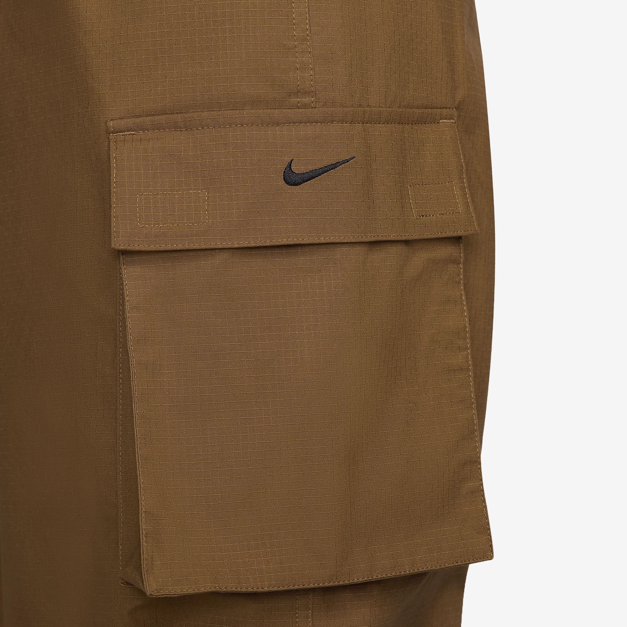 Women's Nike Mid-Rise Oversized Cargo Trousers