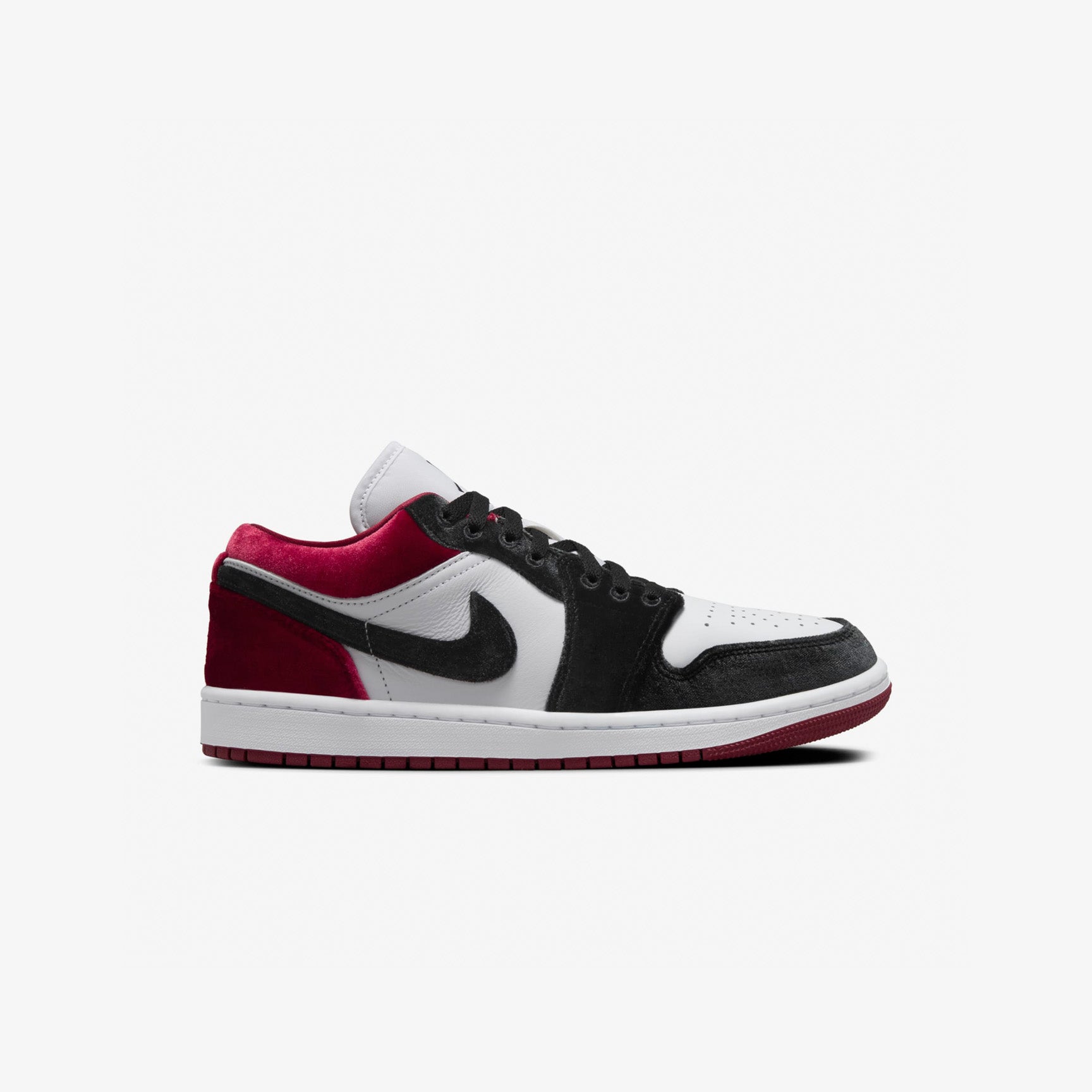 Women's Air Jordan 1 Low SE 'Black Toe'