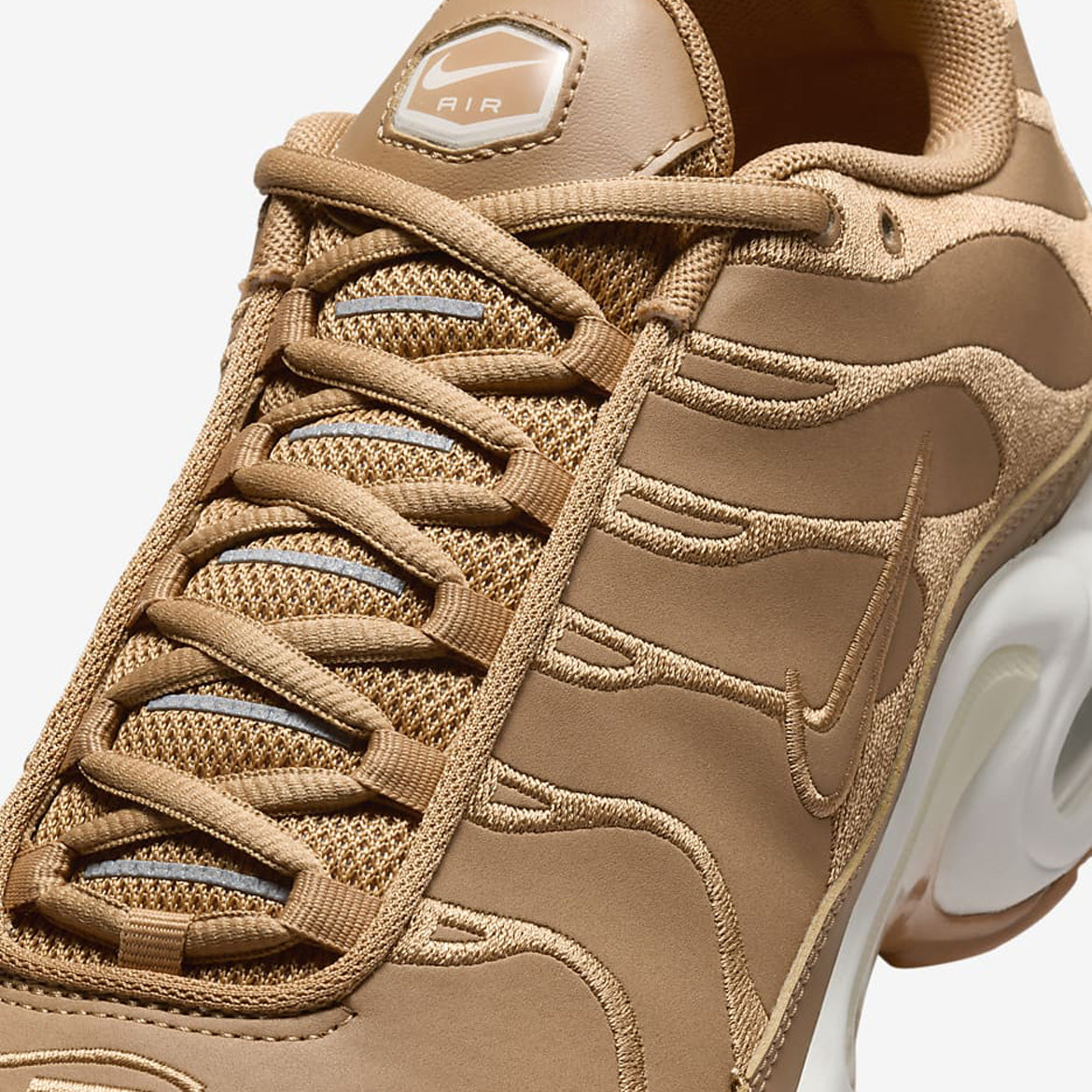 Nike Air Max Plus 'Flax Sail'