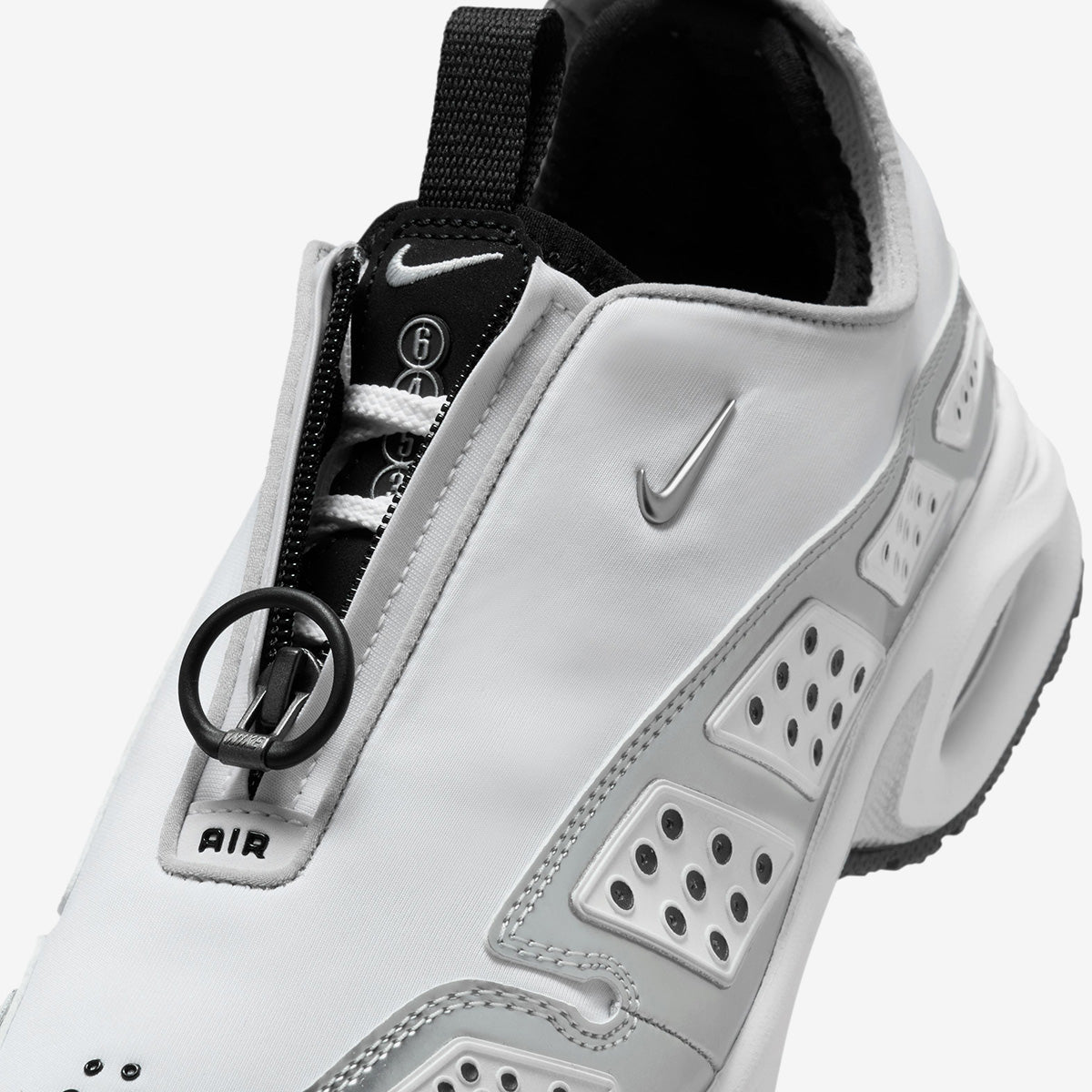 Women's Nike Air Max SNDR SE 'White Metallic'