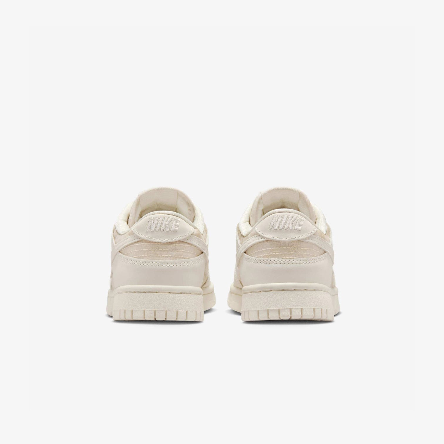 Women's Nike Dunk Low Lace 'Soft Pearl'