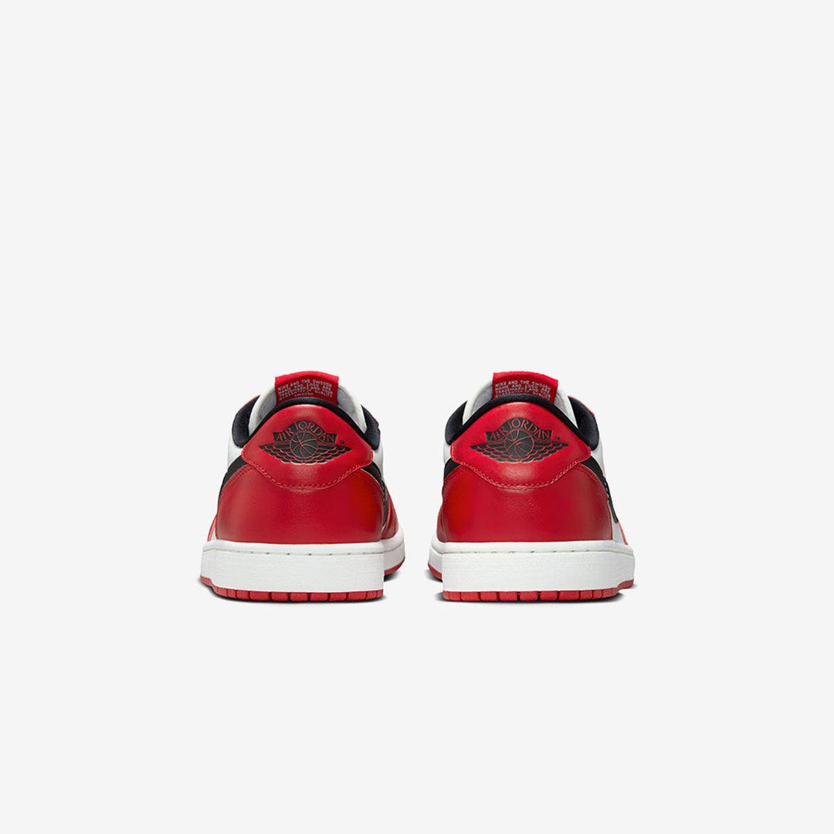 Air Jordan 1 Low OG 'Chicago'