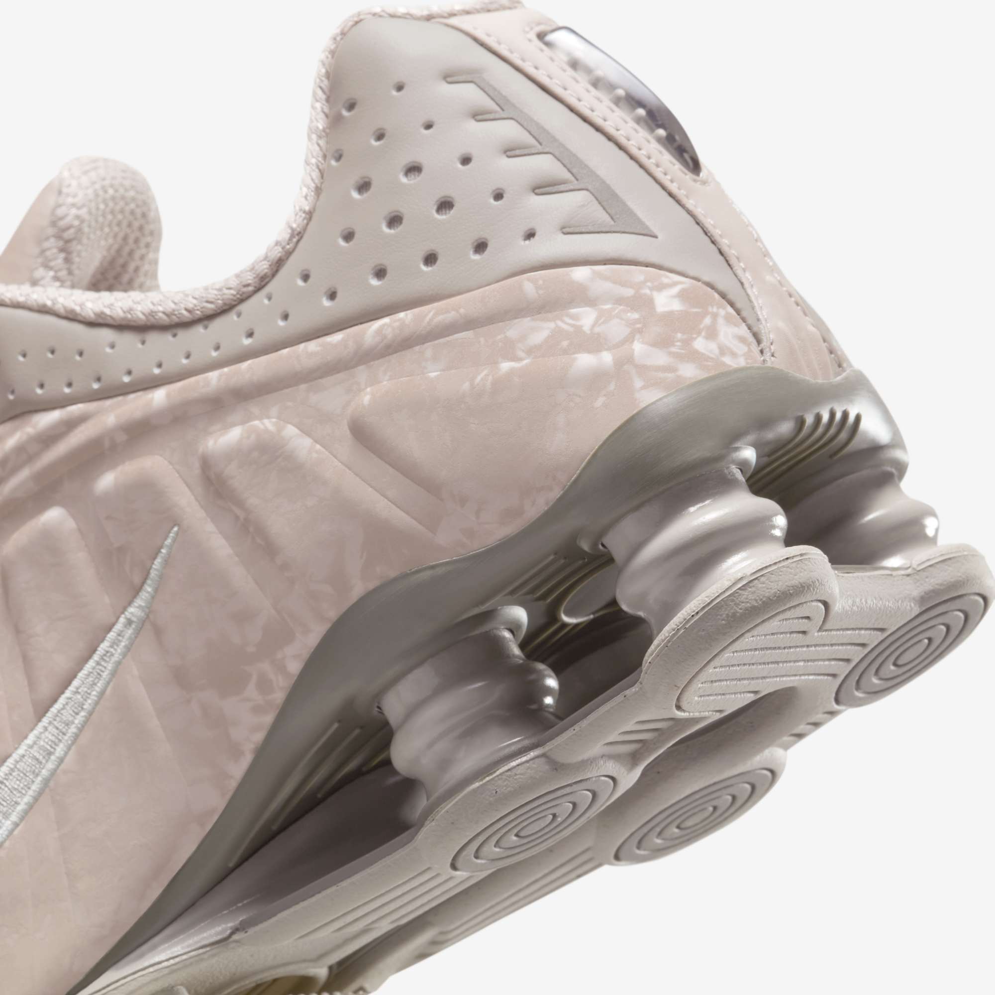 Women's Nike Shox R4 Flat 'Pewter Floral'