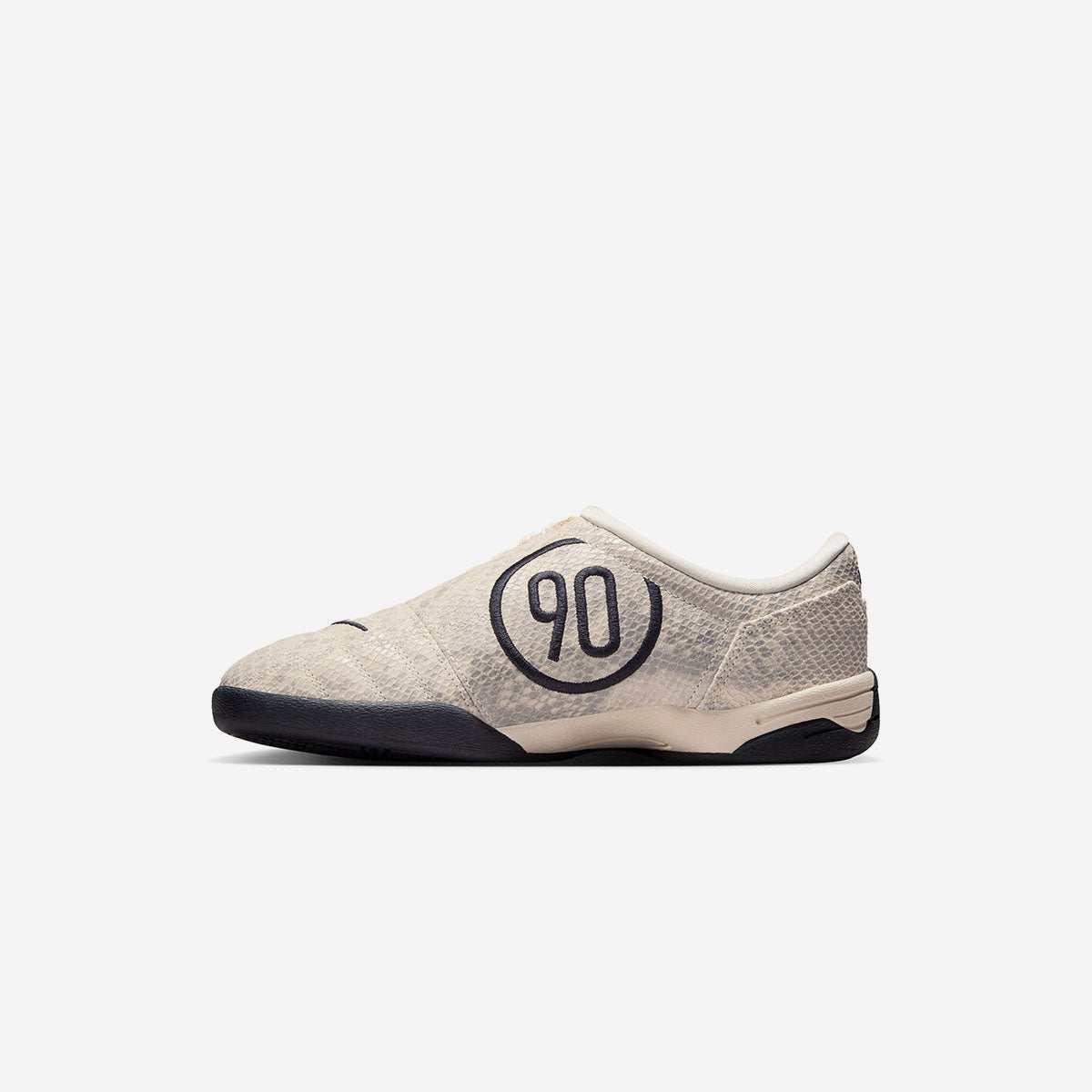 Women's Nike Total 90 'Pale Ivory'