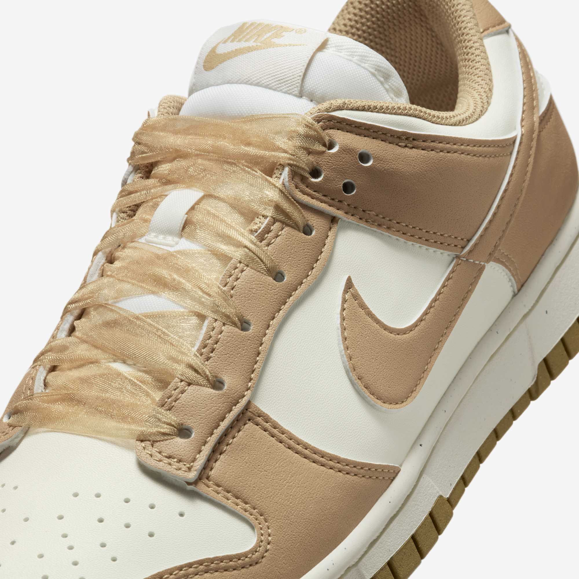 Women's Nike Dunk Low 'Parachute Beige'
