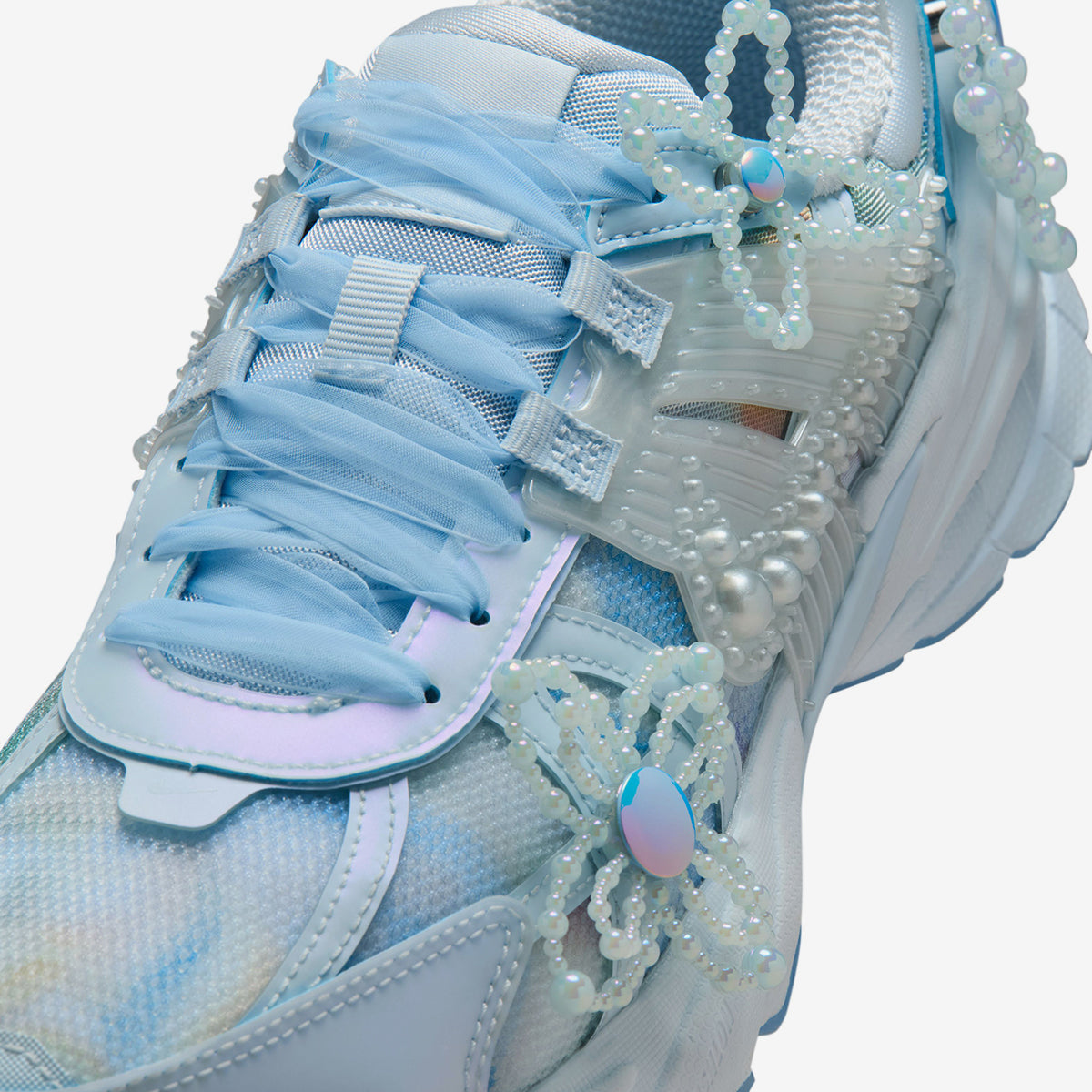 Women's Nike V2K Run x Susan Fang Artist Collection