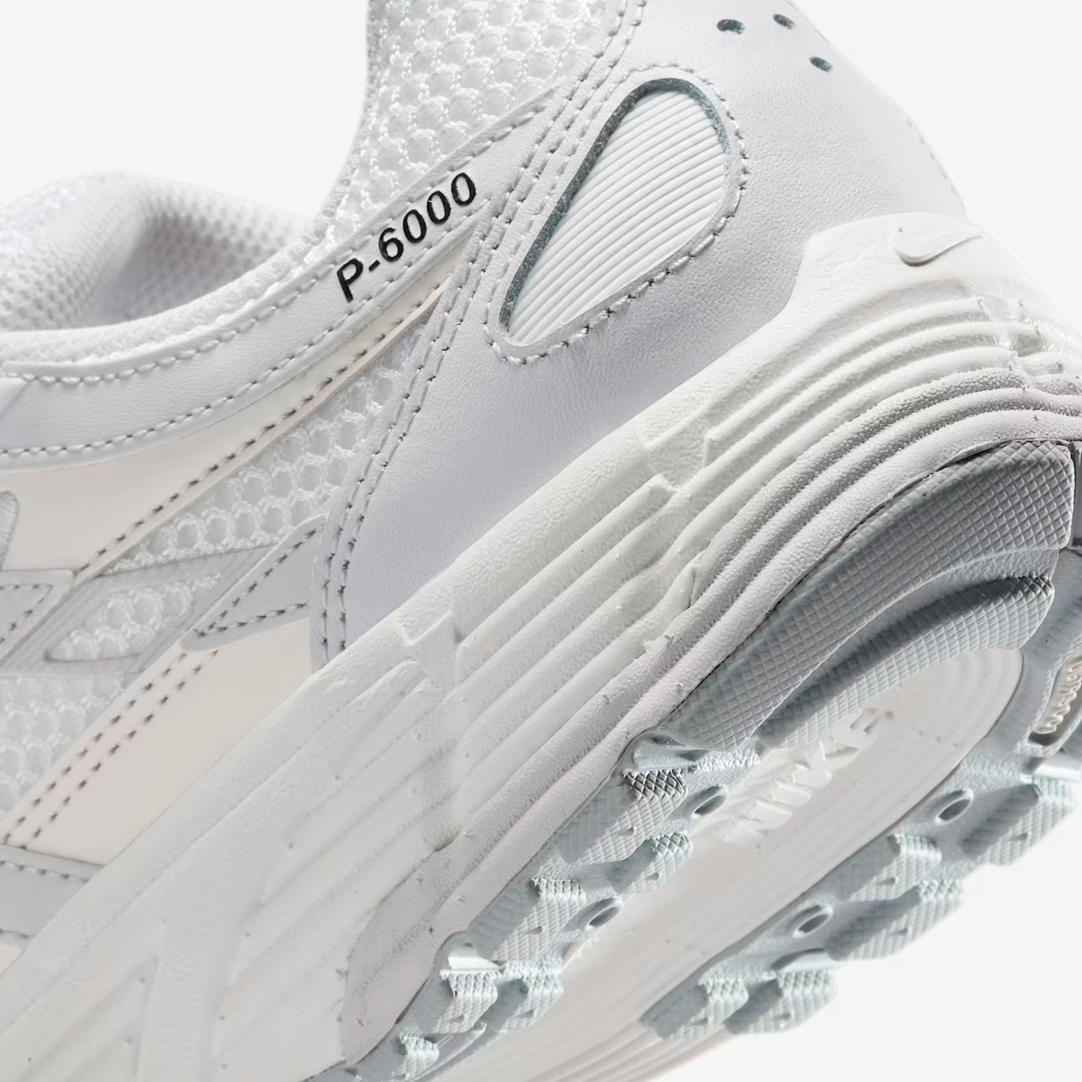 Women's Nike P-6000 SE 'Summit White'