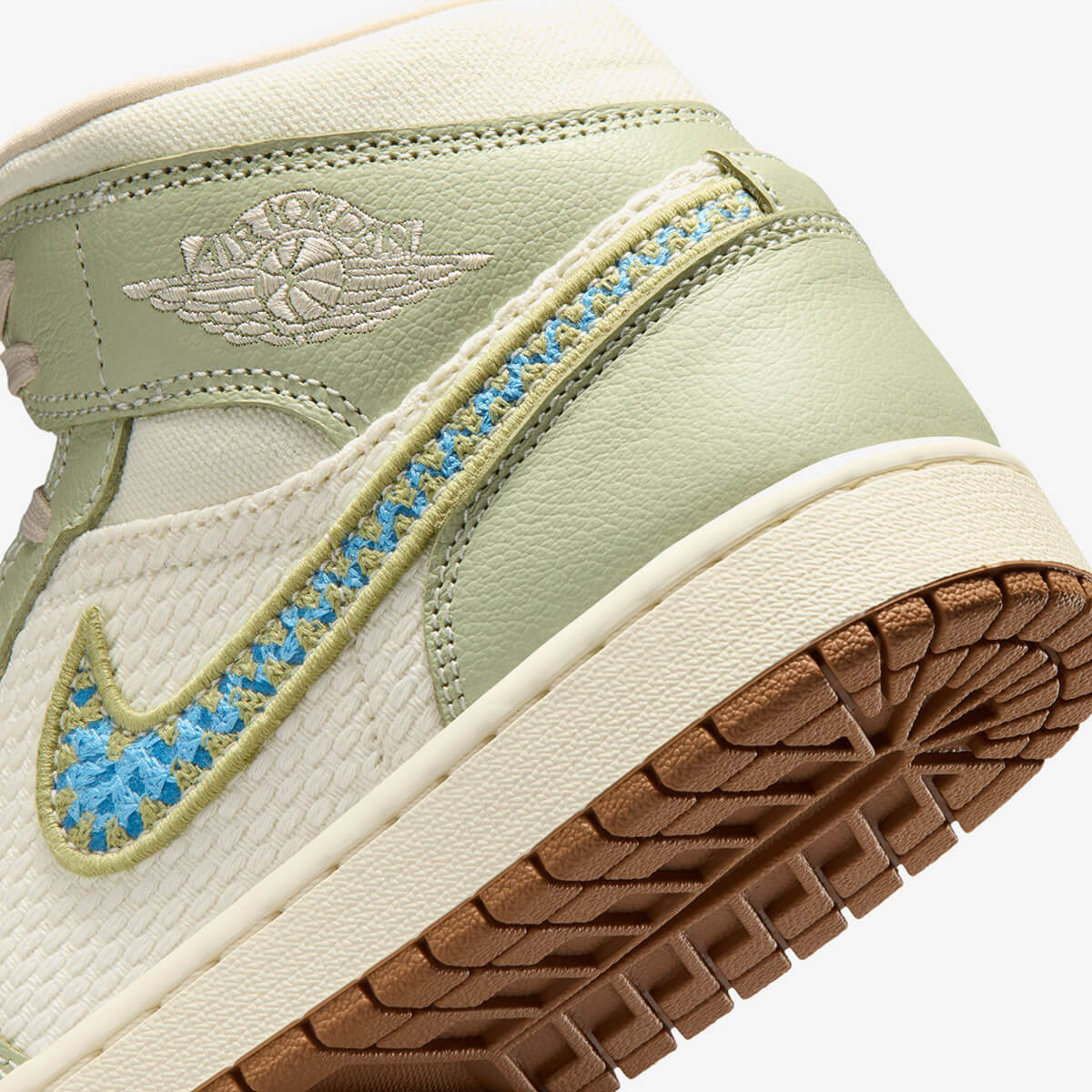 Women's  Air Jordan 1 Mid SE 'Olive Aura'
