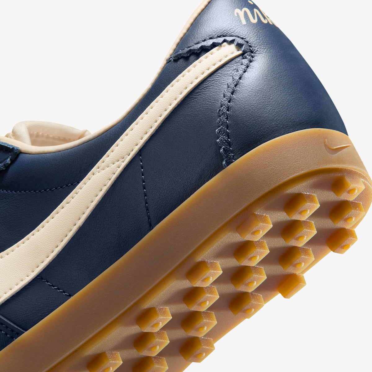 Women's Nike Astrograbber Leather 'Midnight navy'