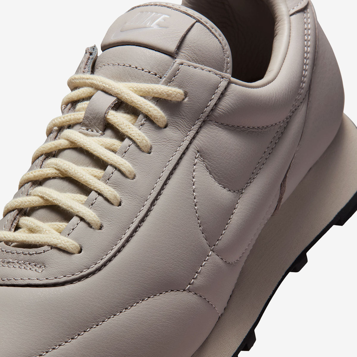 Nike Daybreak SP 'Moon Particle'