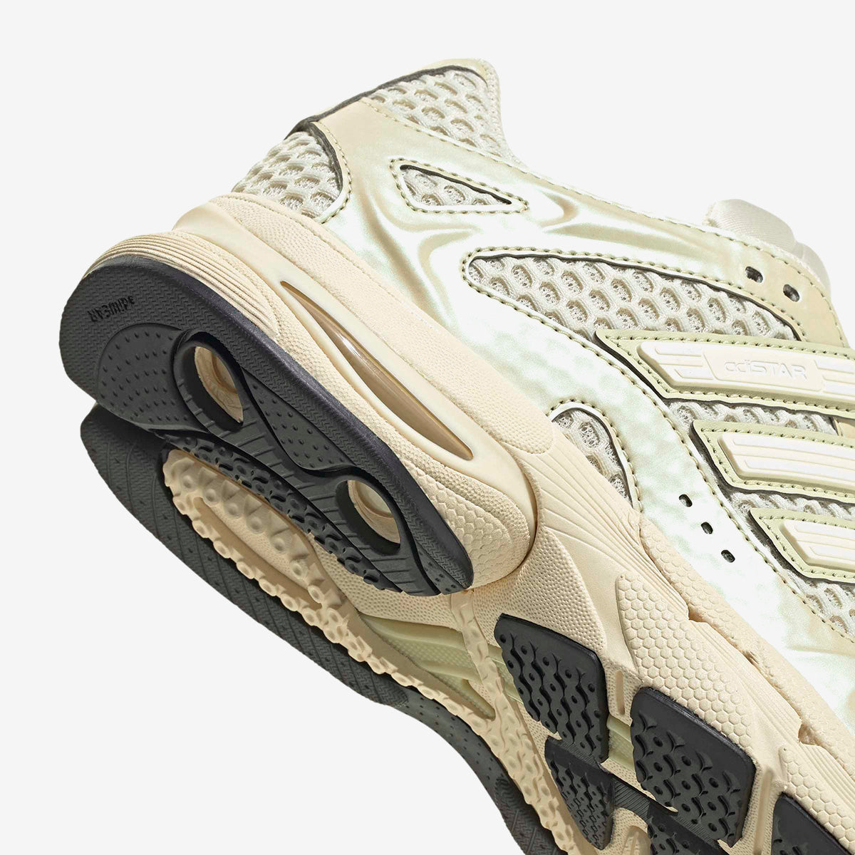 Women's adidas Adistar MLD
