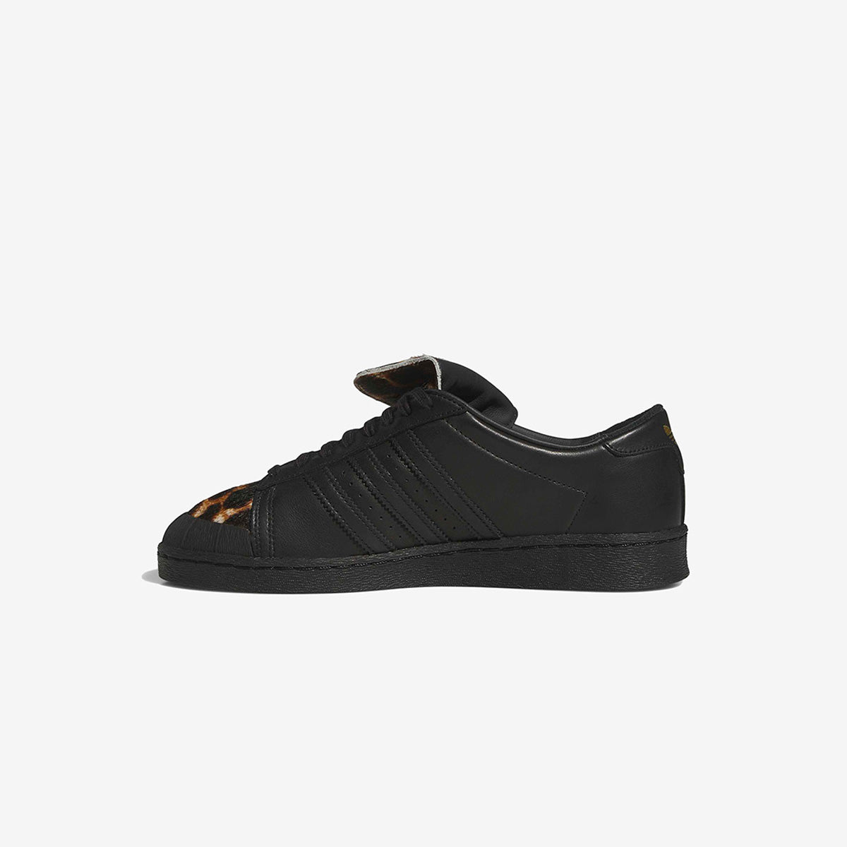 adidas Jabbar Low Willy Chavarria