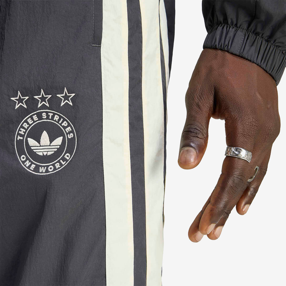 Adidas Originals Santiago Track Pant 'Utility Black'