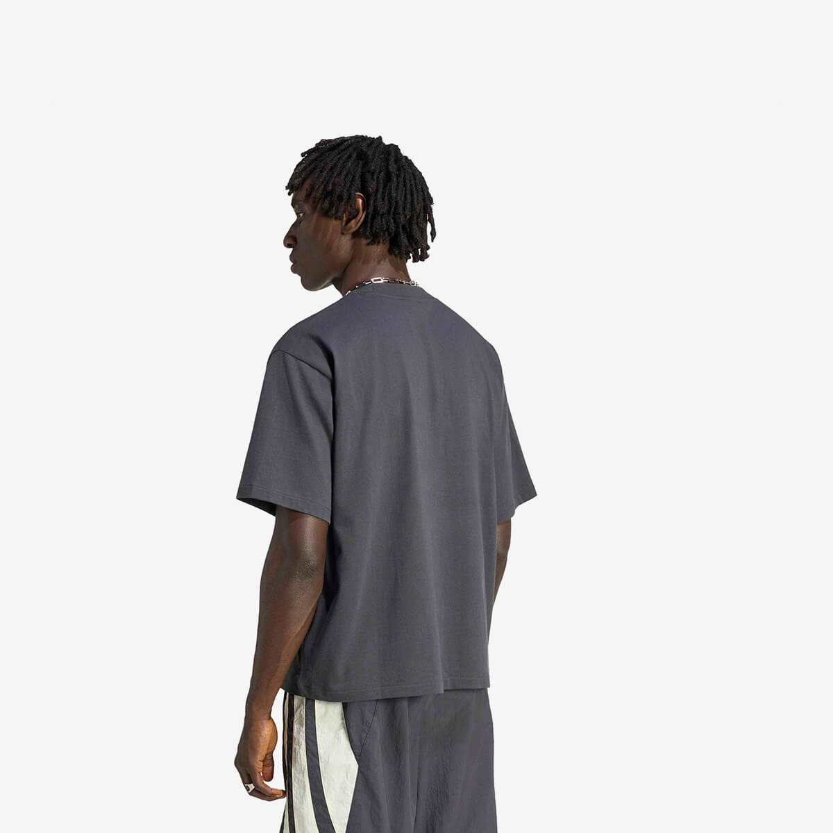 Adidas Graphic Original One World Tee 'Utility Black'