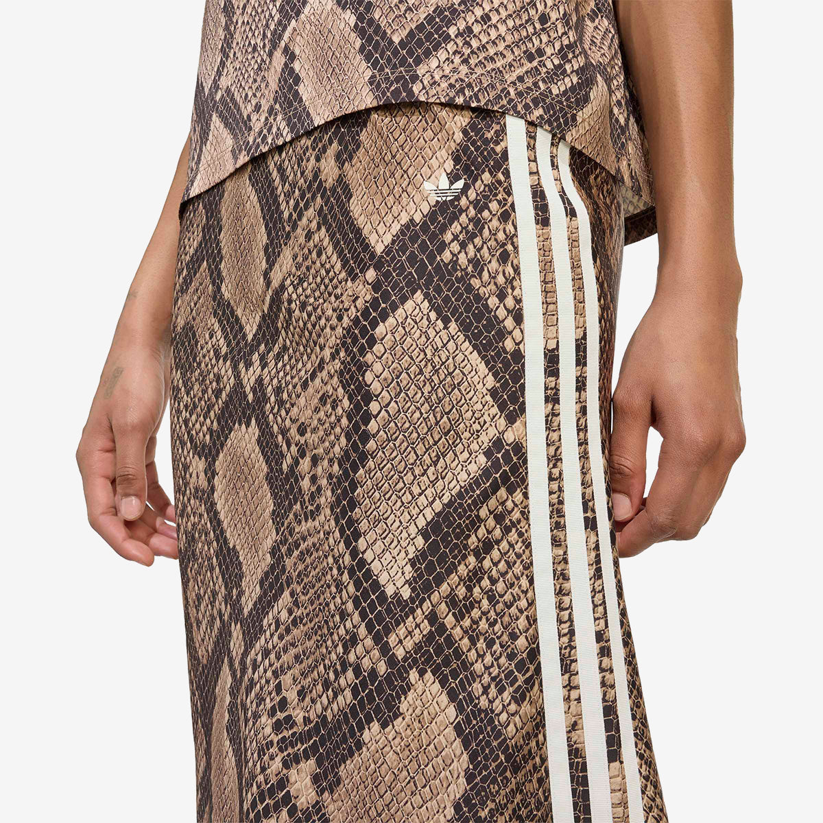 Women's adidas Snake Print Satin Skirt Asia Sizing