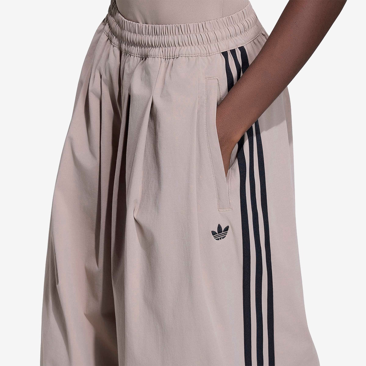 Women's Adidas Adilenium 5.0 OG With Pleats Track Pants 'Chalky Brown'