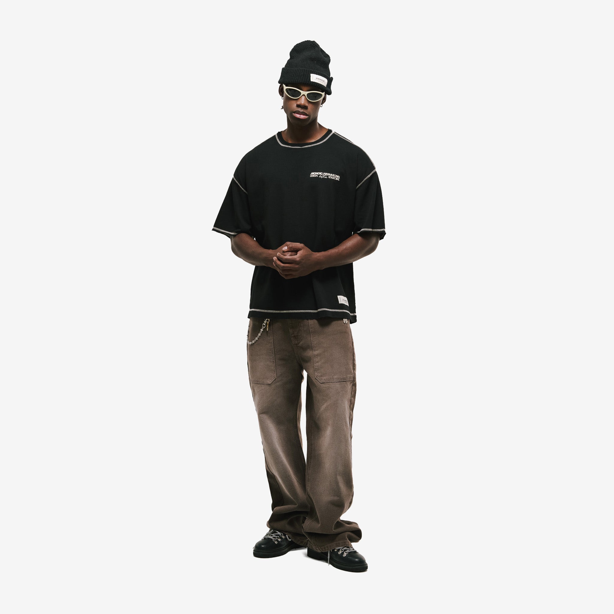 Monoic Camiseta Boxy Fit Design Collective - Negro Oscuro