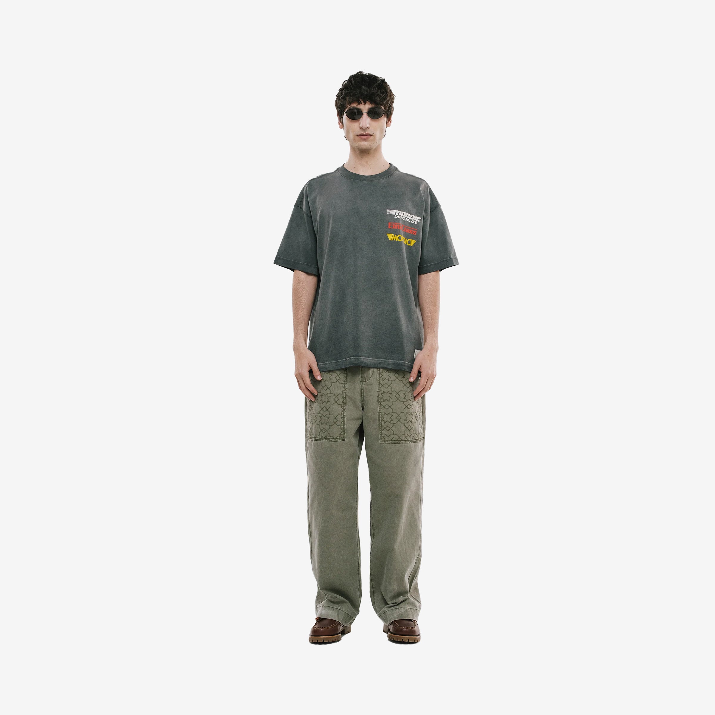 Monoic Camiseta Oversized Elite 'Negro Desgastado'