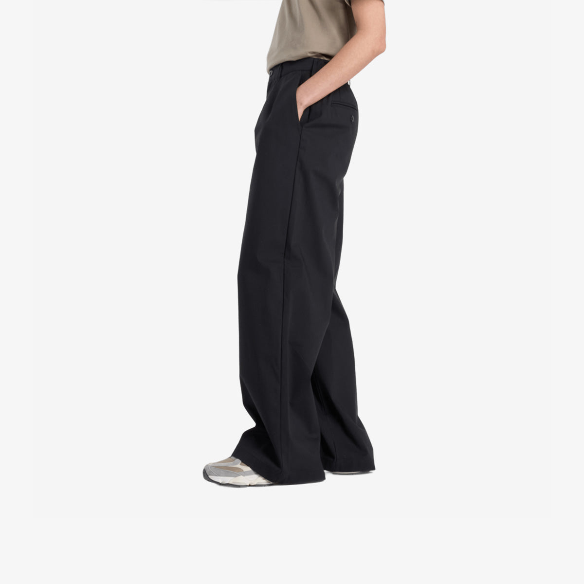 Women's New Balance Boylston Twill Trouser 'Black'