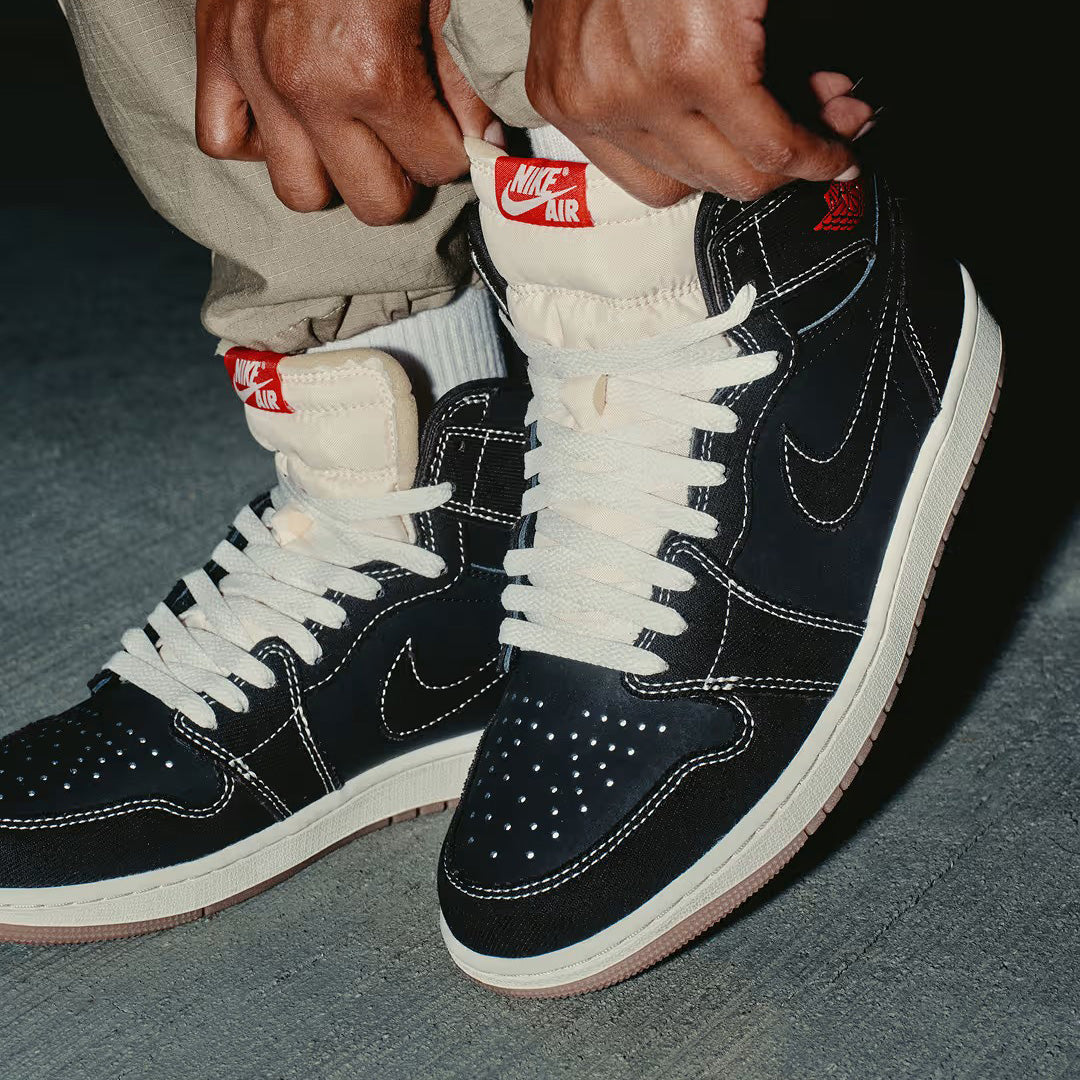 Air Jordan 1 Retro High OG 'Flight Club'