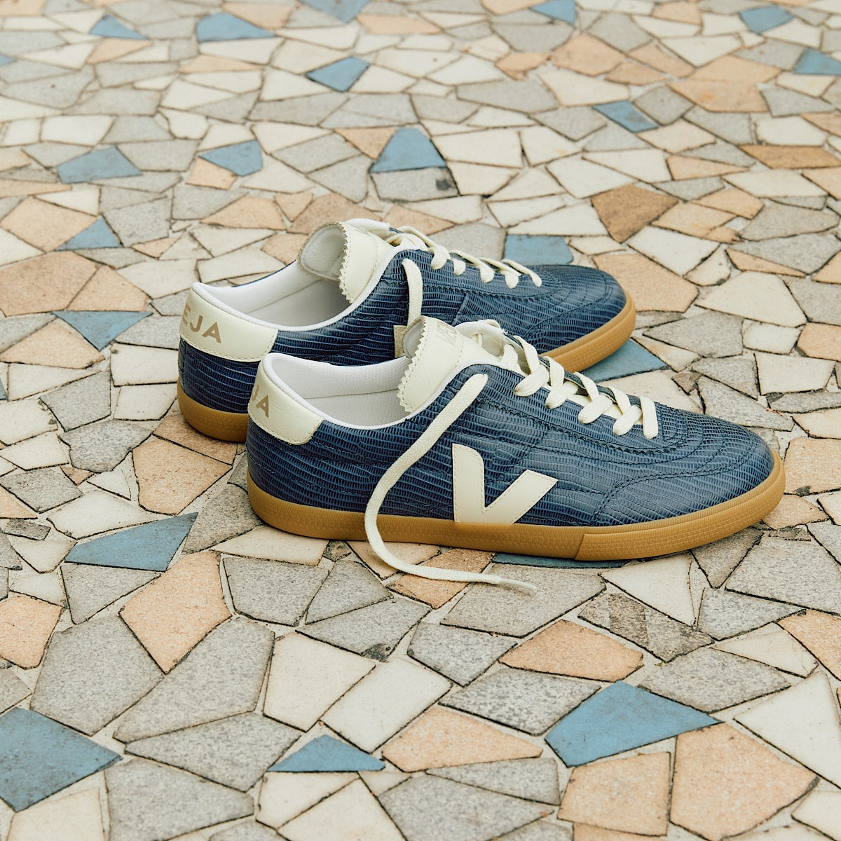 Veja Panenka Dragon Leather Night