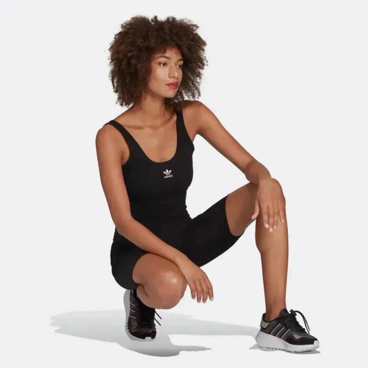 Wmns Adidas Crop Top Essentials Black