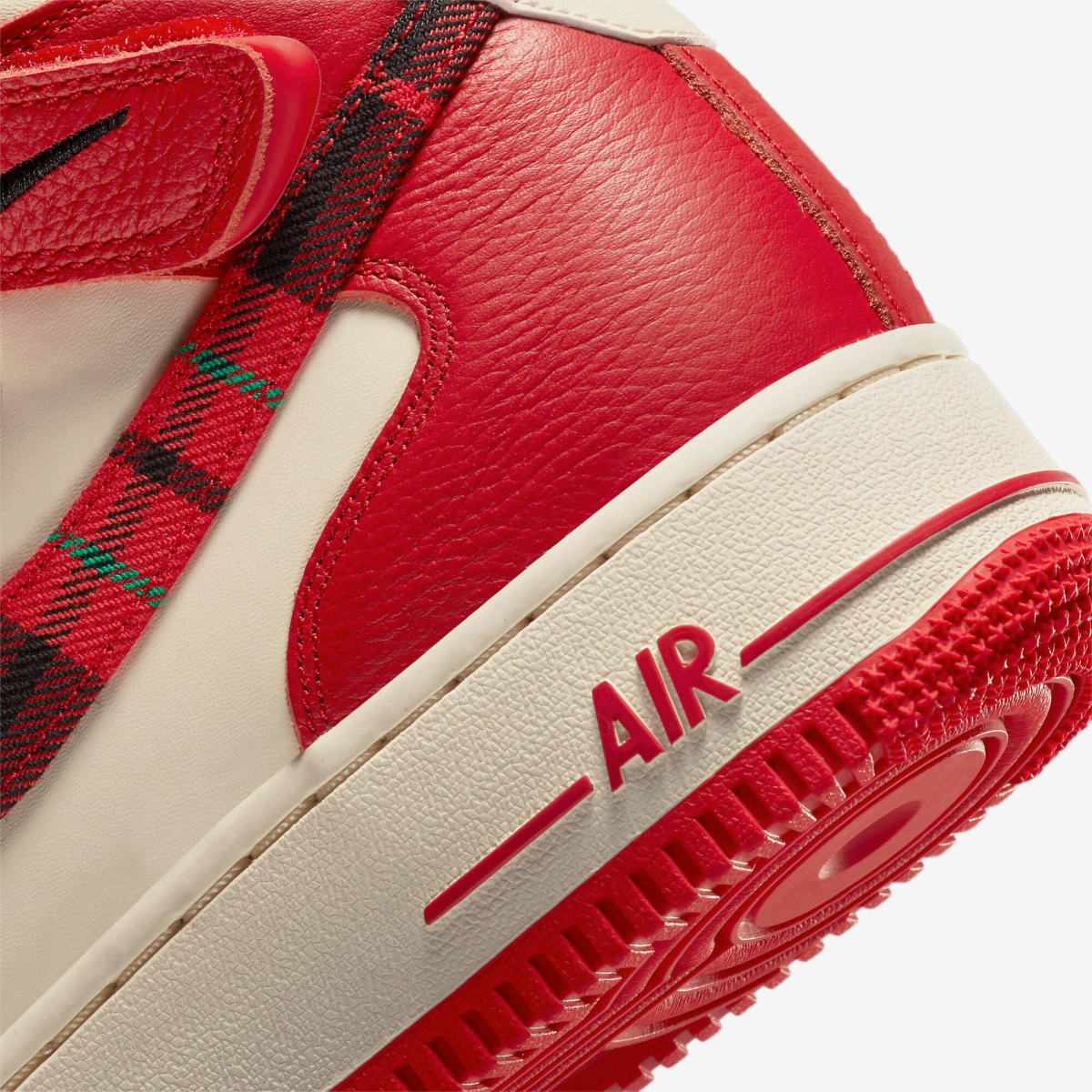 Nike Air Force 1 Mid 07 LX para hombres Broken Chains